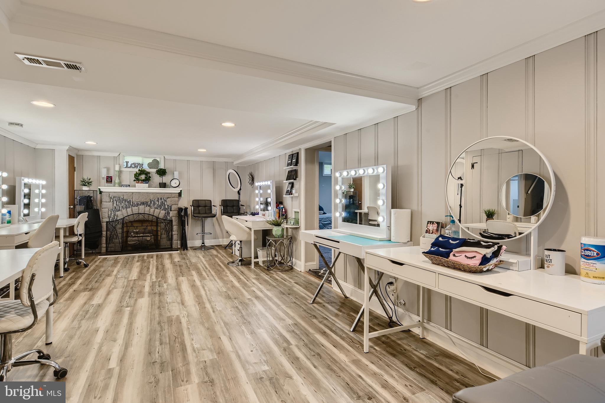 HAWTHORNE - Residential