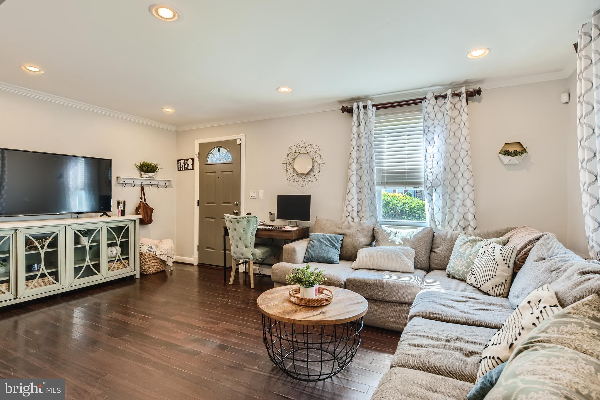 HAWTHORNE - Residential