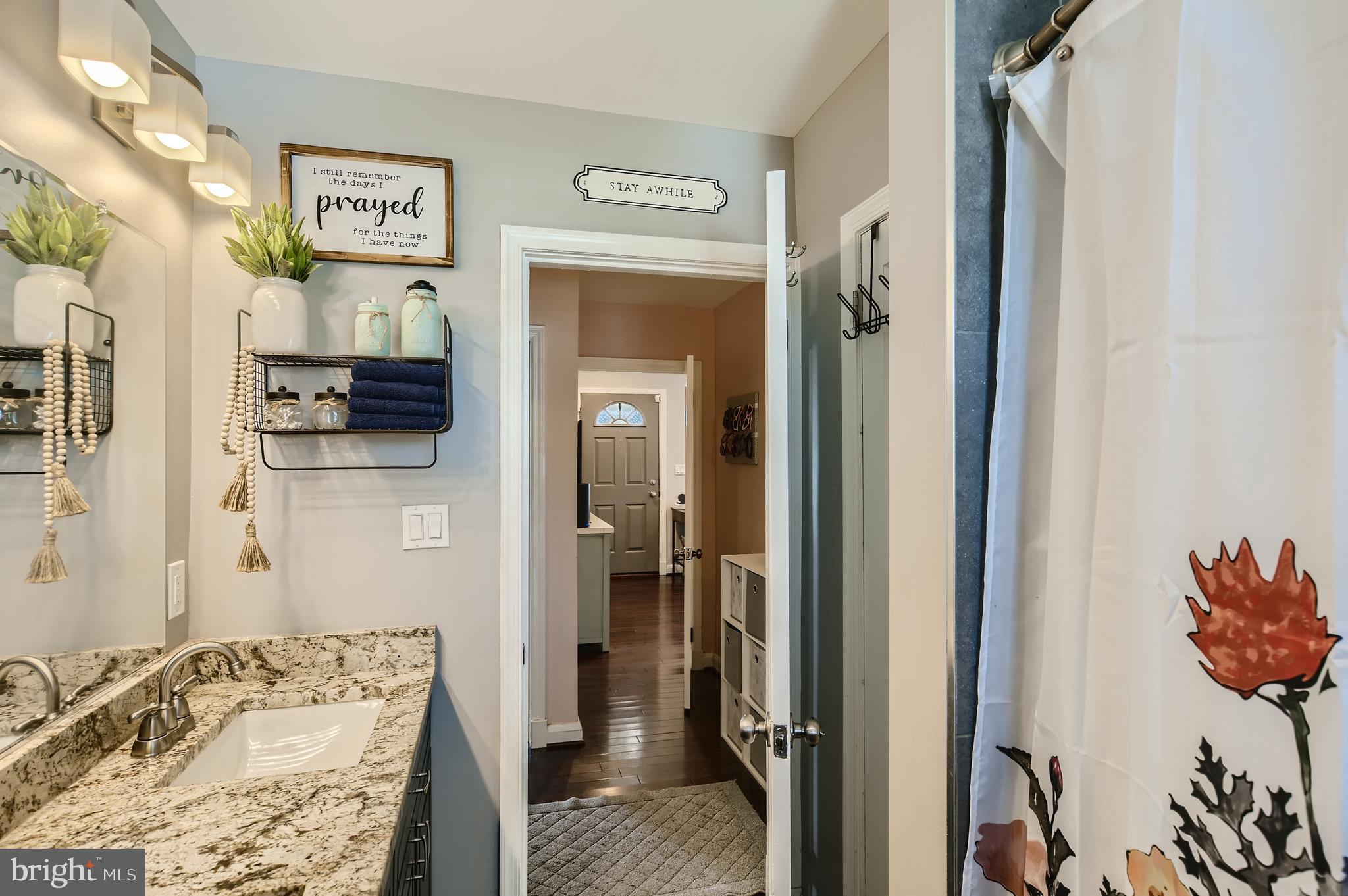 HAWTHORNE - Residential