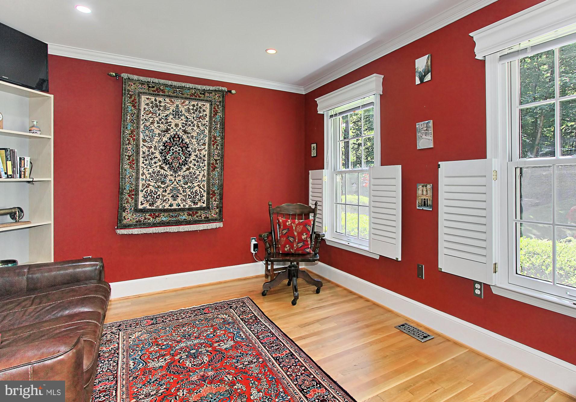 FALCON RIDGE - Residential