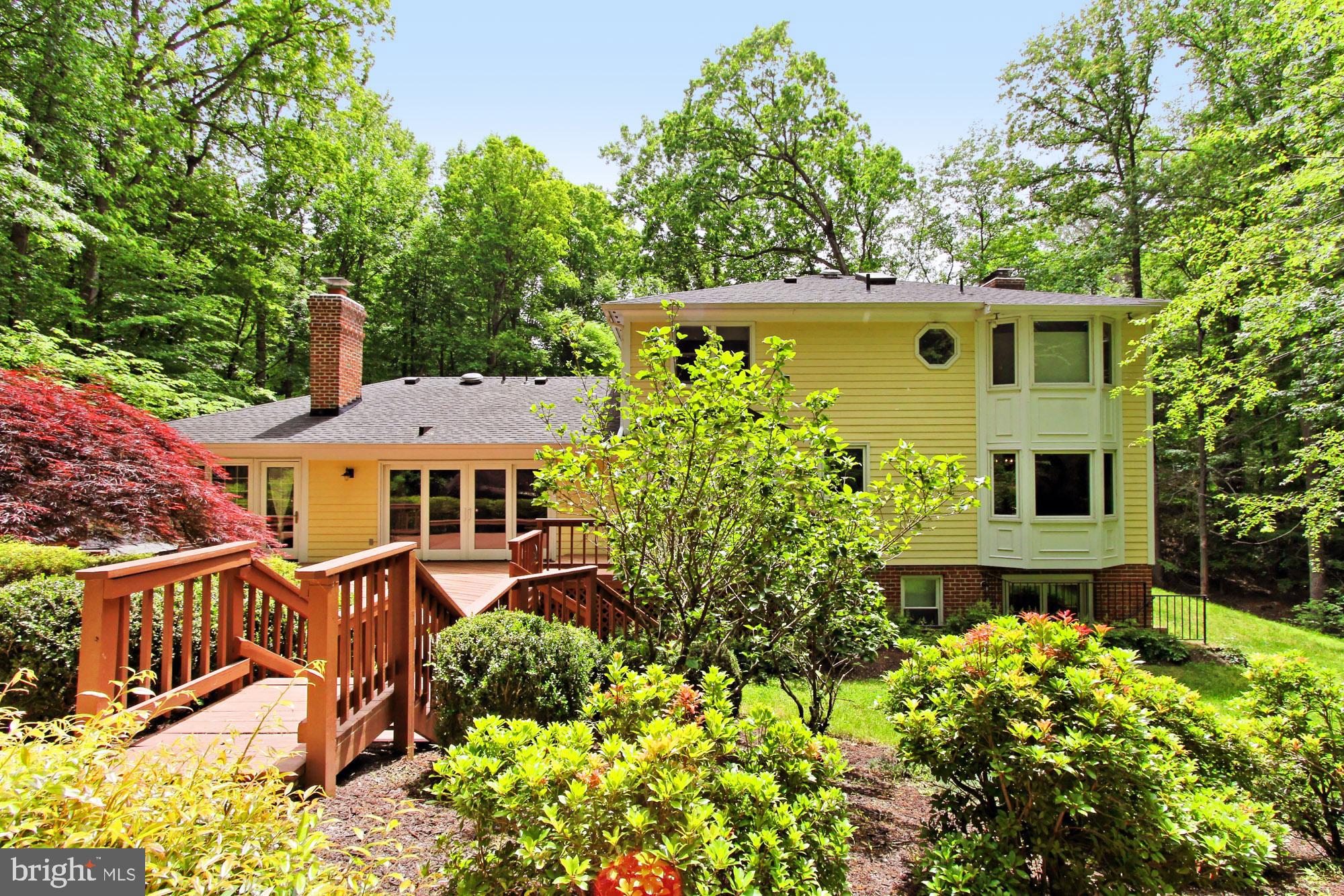 FALCON RIDGE - Residential