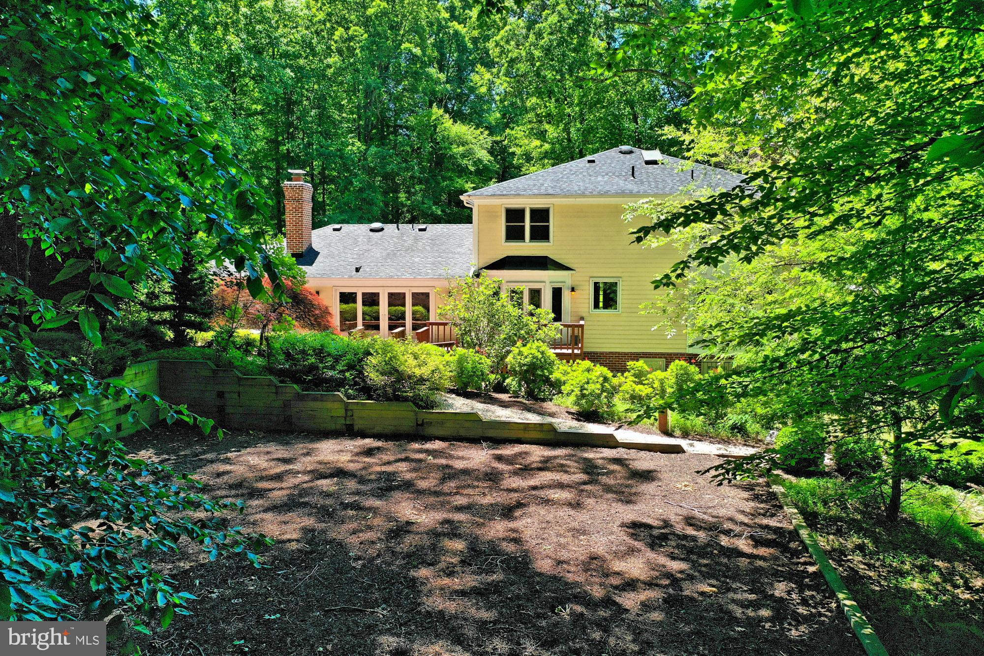 FALCON RIDGE - Residential