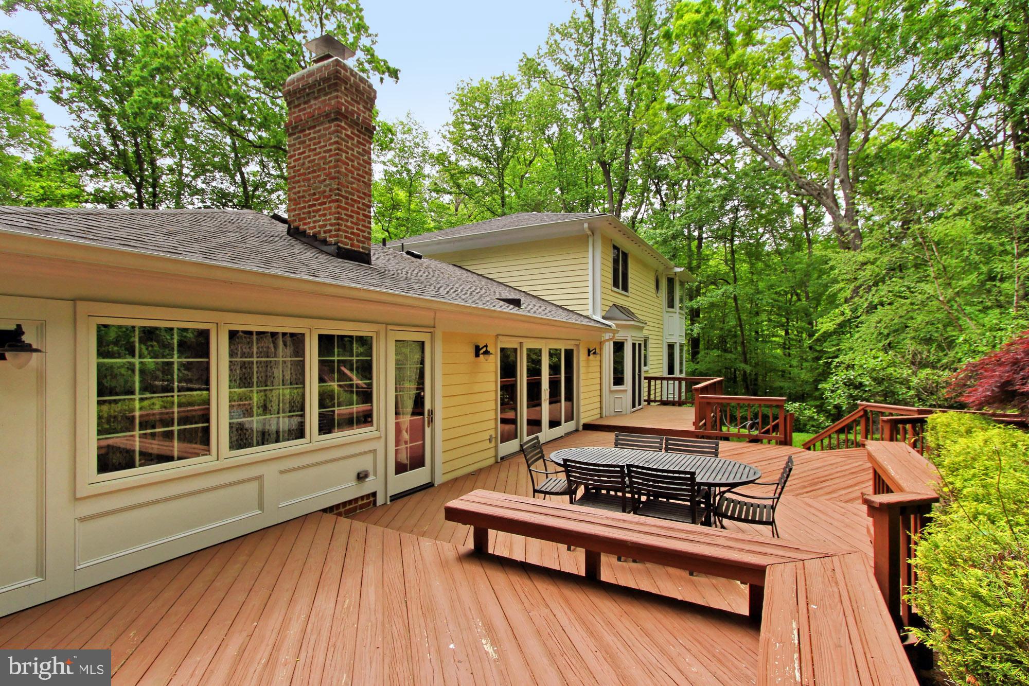 FALCON RIDGE - Residential