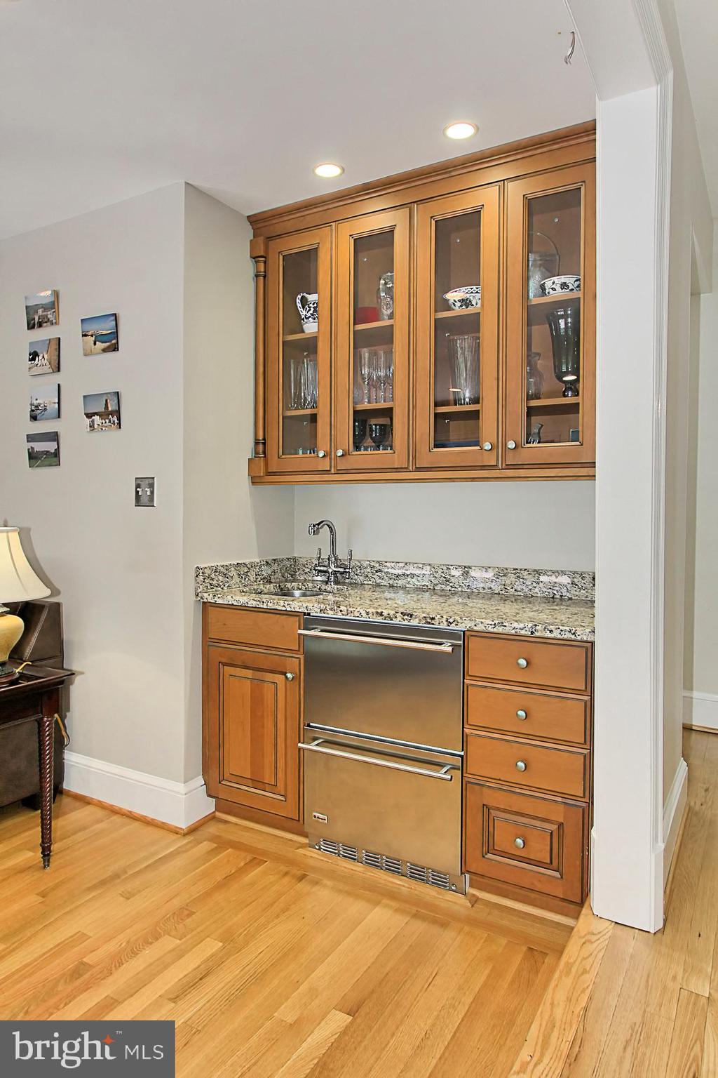 FALCON RIDGE - Residential