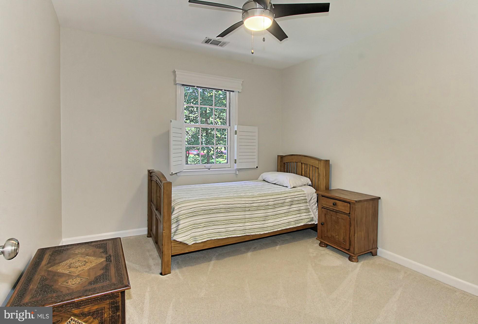 FALCON RIDGE - Residential