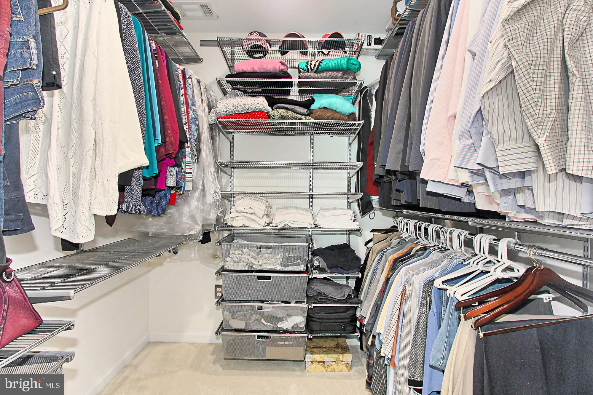 FALCON RIDGE - Residential