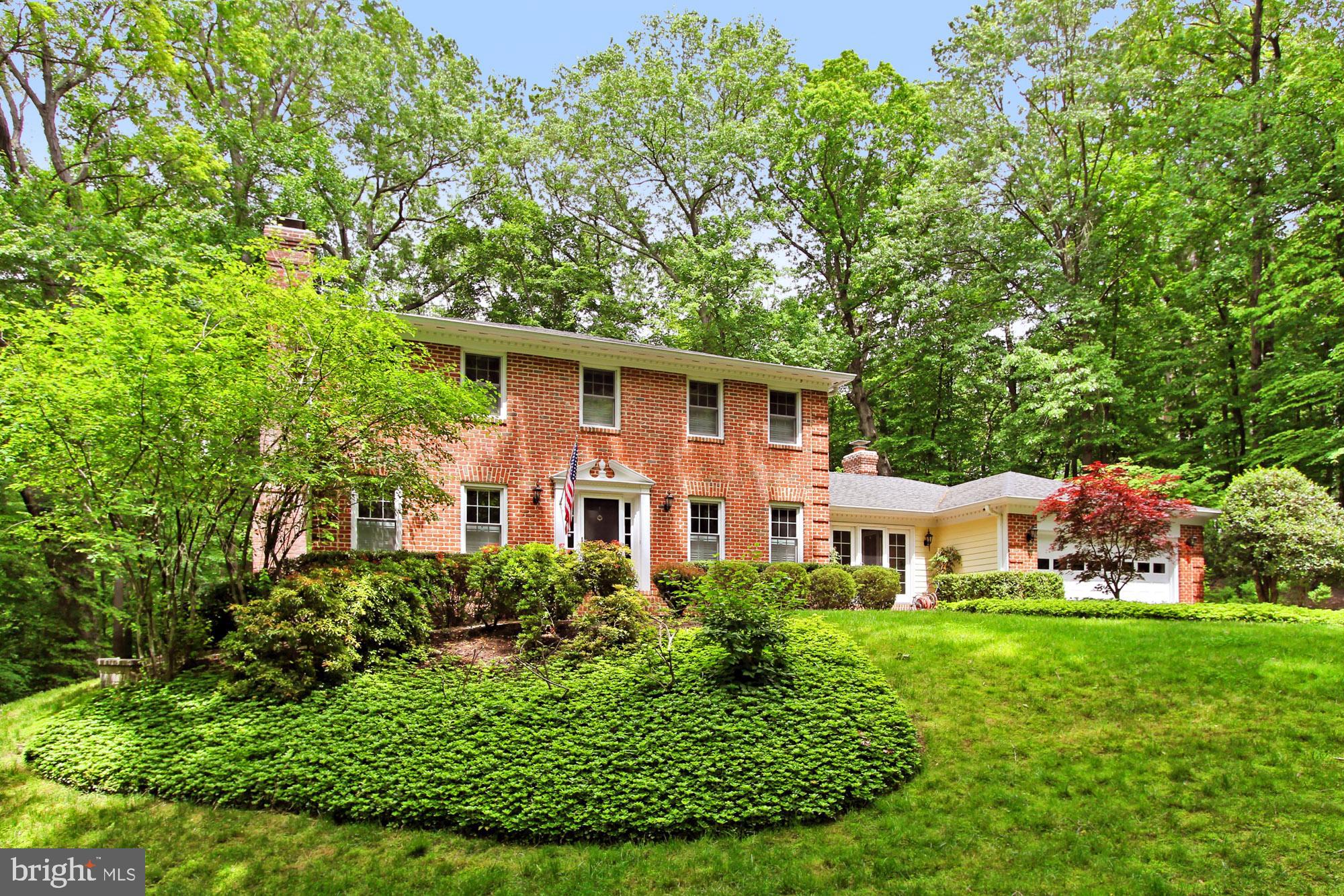 FALCON RIDGE - Residential