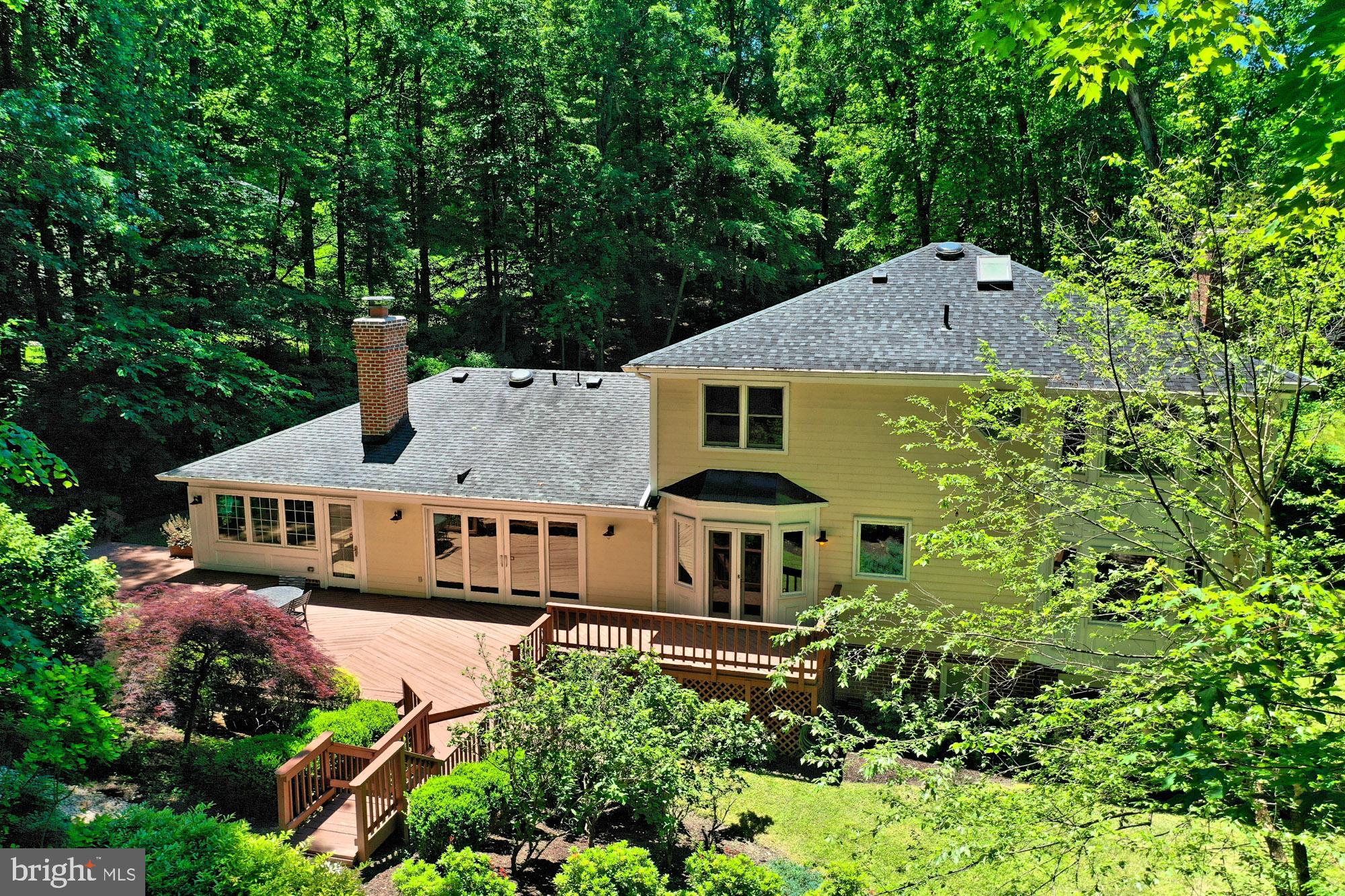 FALCON RIDGE - Residential