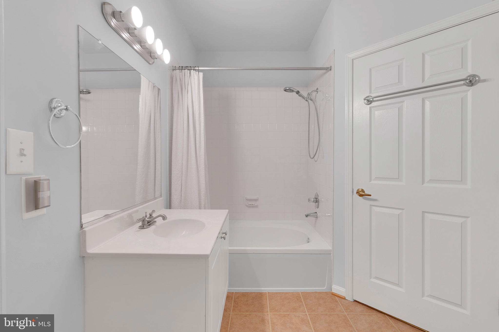 PALAZZO AT PARK CENTER - Residential