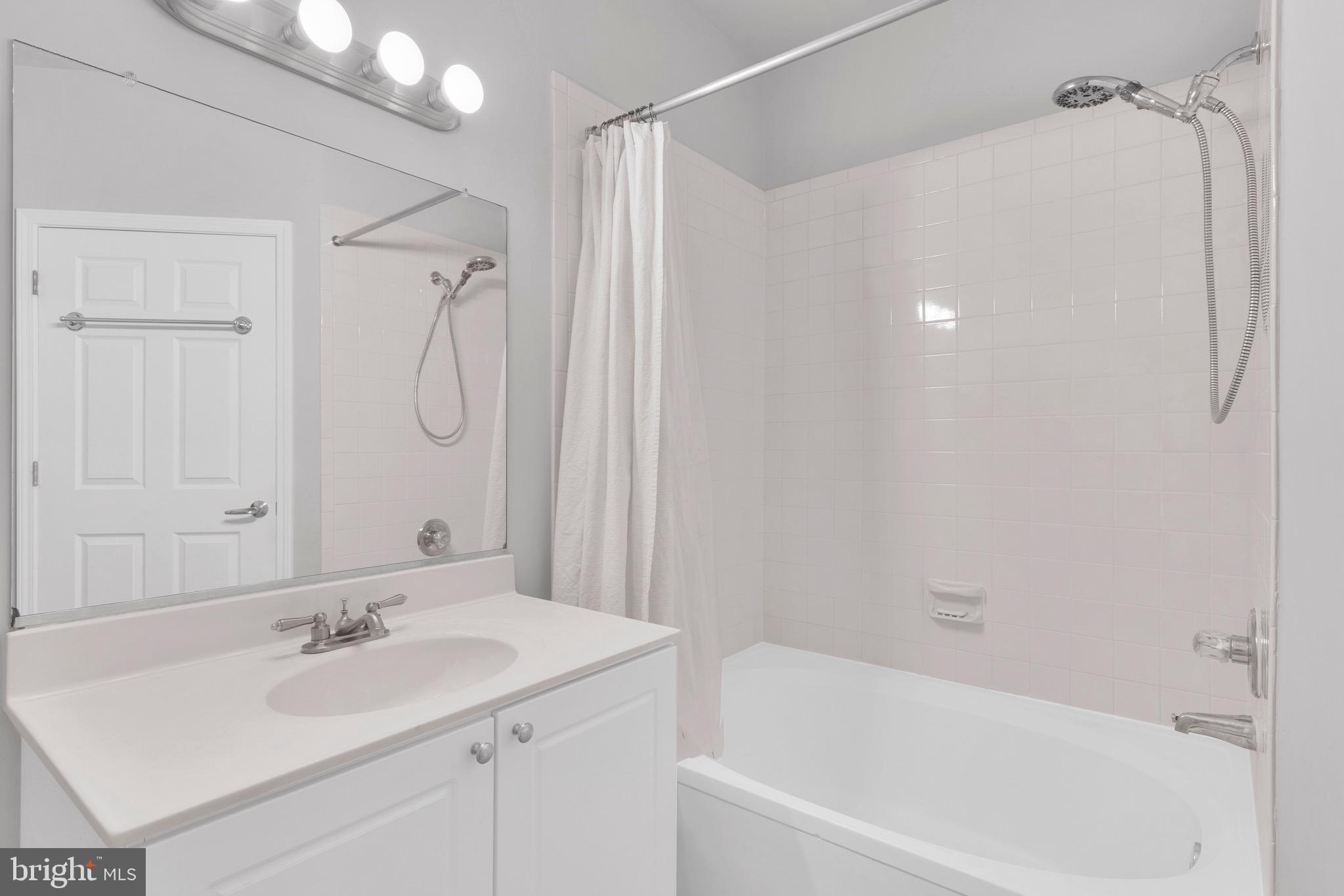 PALAZZO AT PARK CENTER - Residential