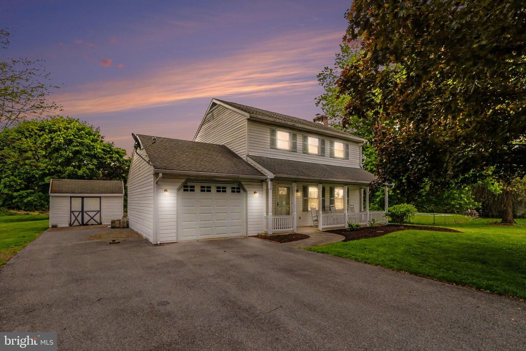 Photo of 685 S Middlesex Rd, CARLISLE, PA 17015 (MLS # PACB2053886)