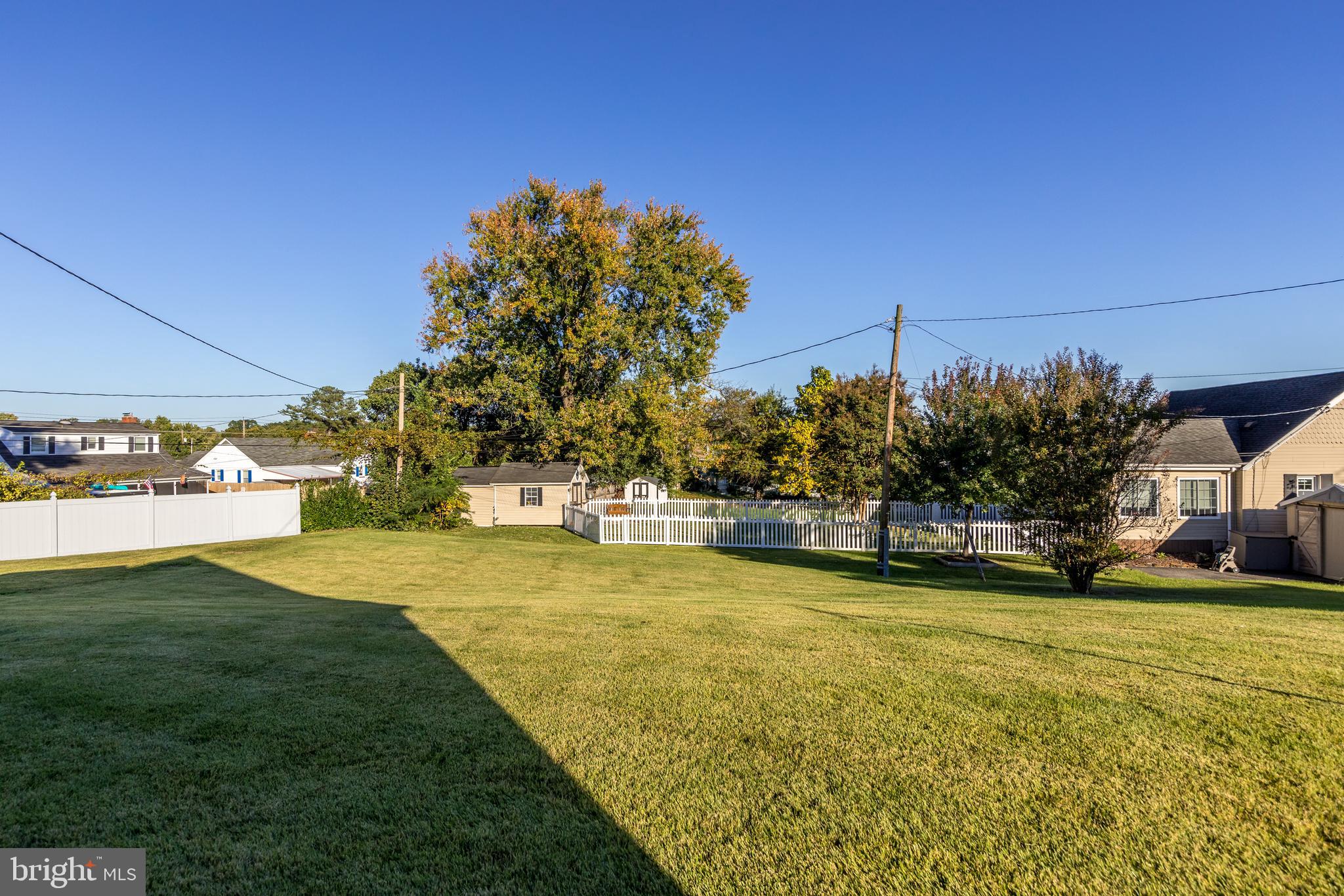 PERRY HALL - Residential