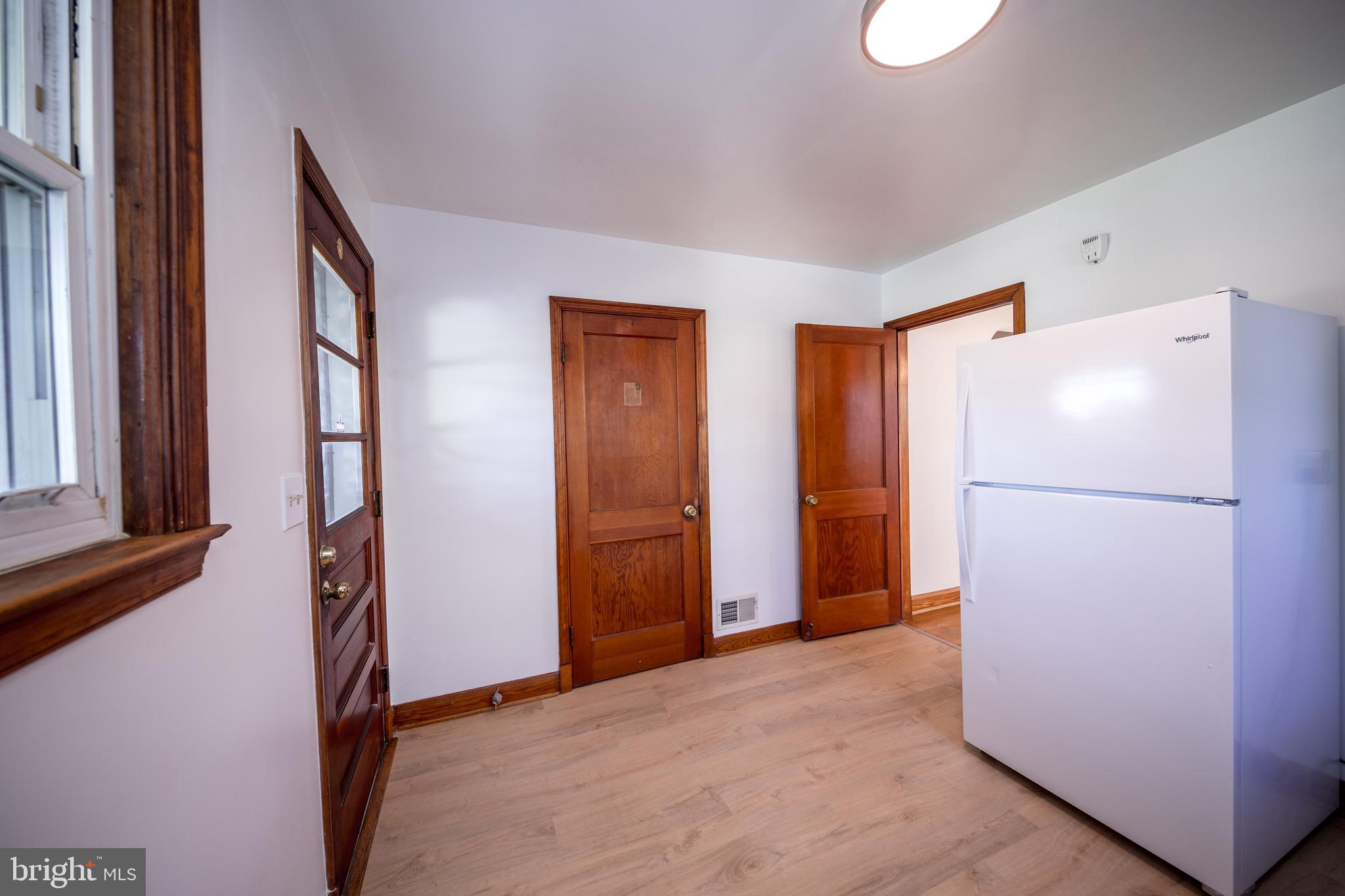 PERRY HALL - Residential