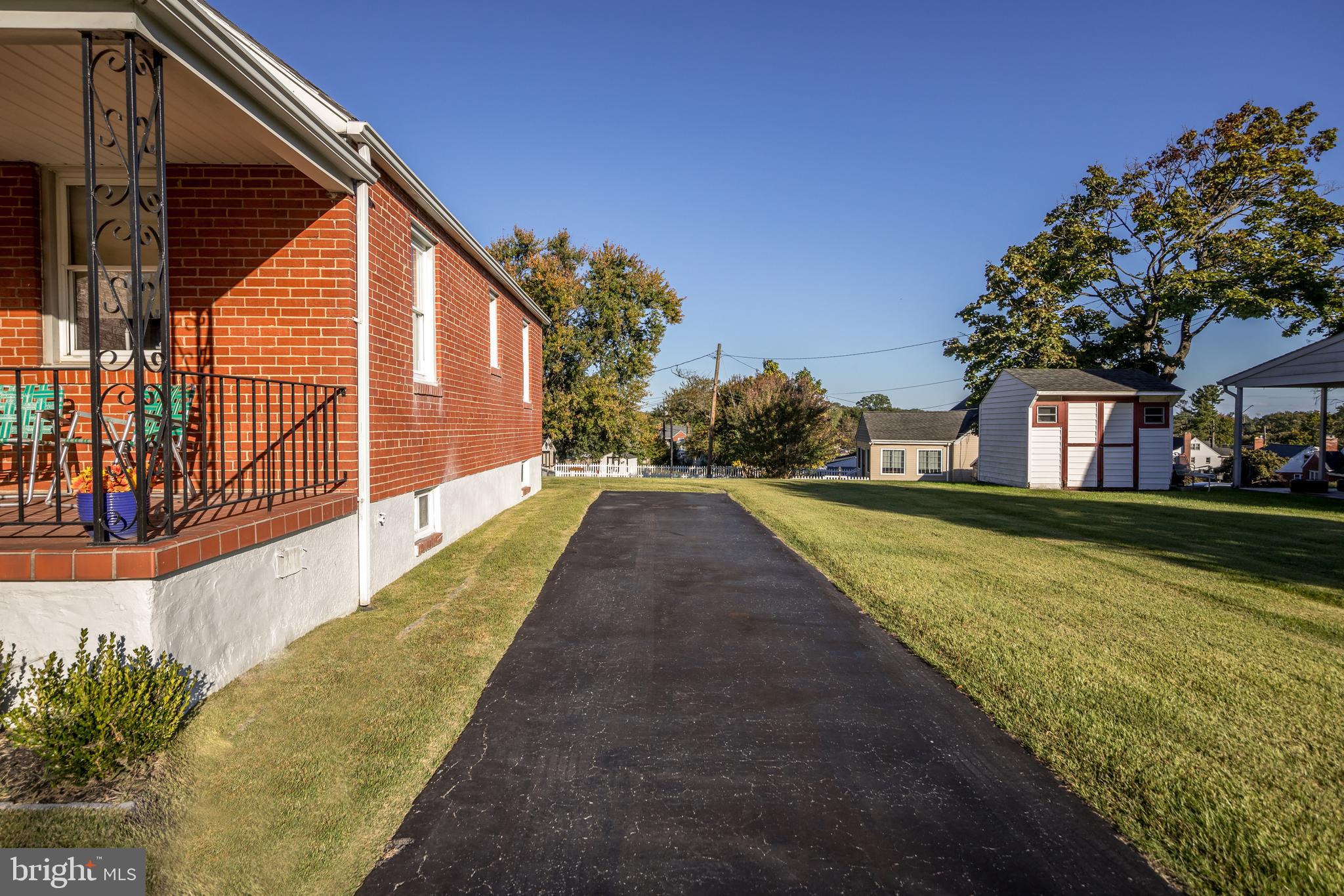 PERRY HALL - Residential