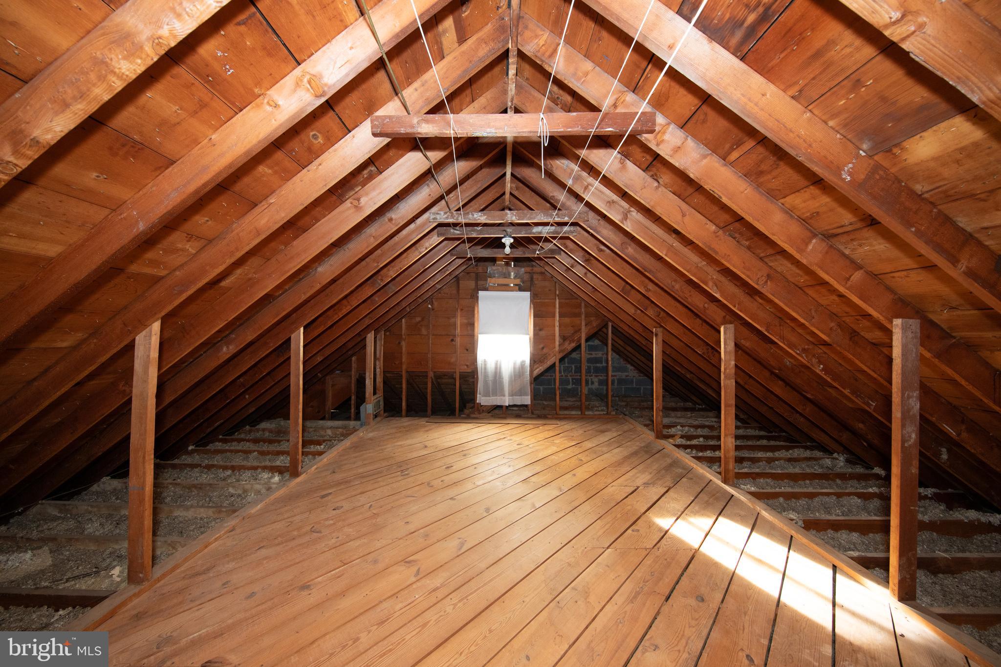 PERRY HALL - Residential