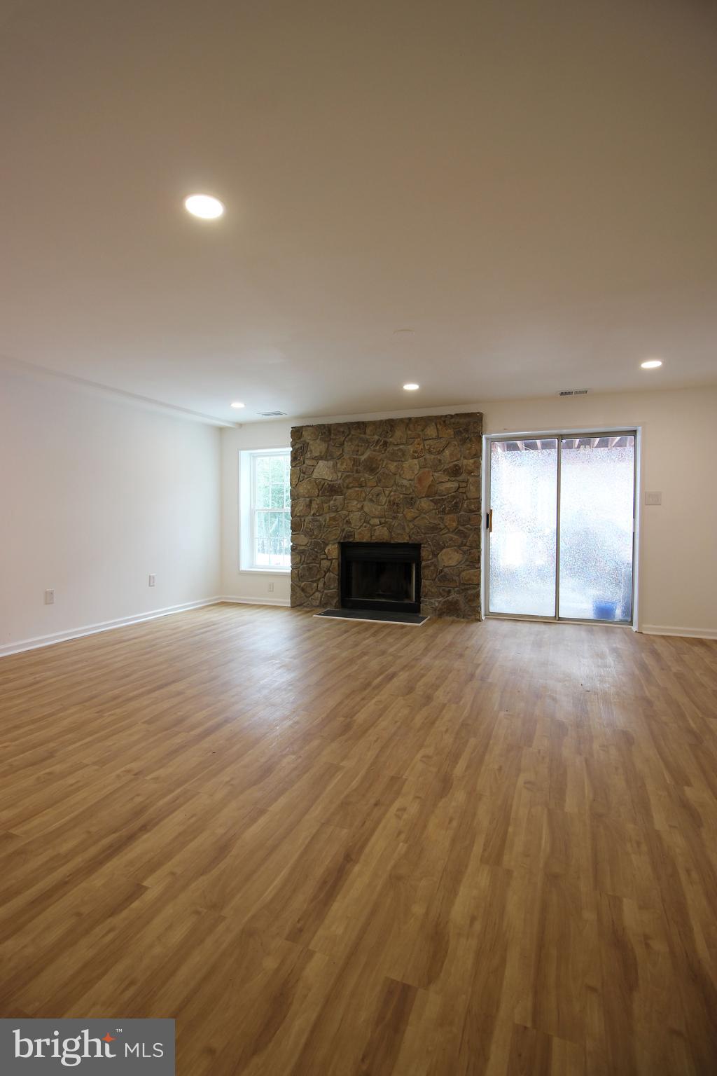 POTOMAC RIDGE - Residential