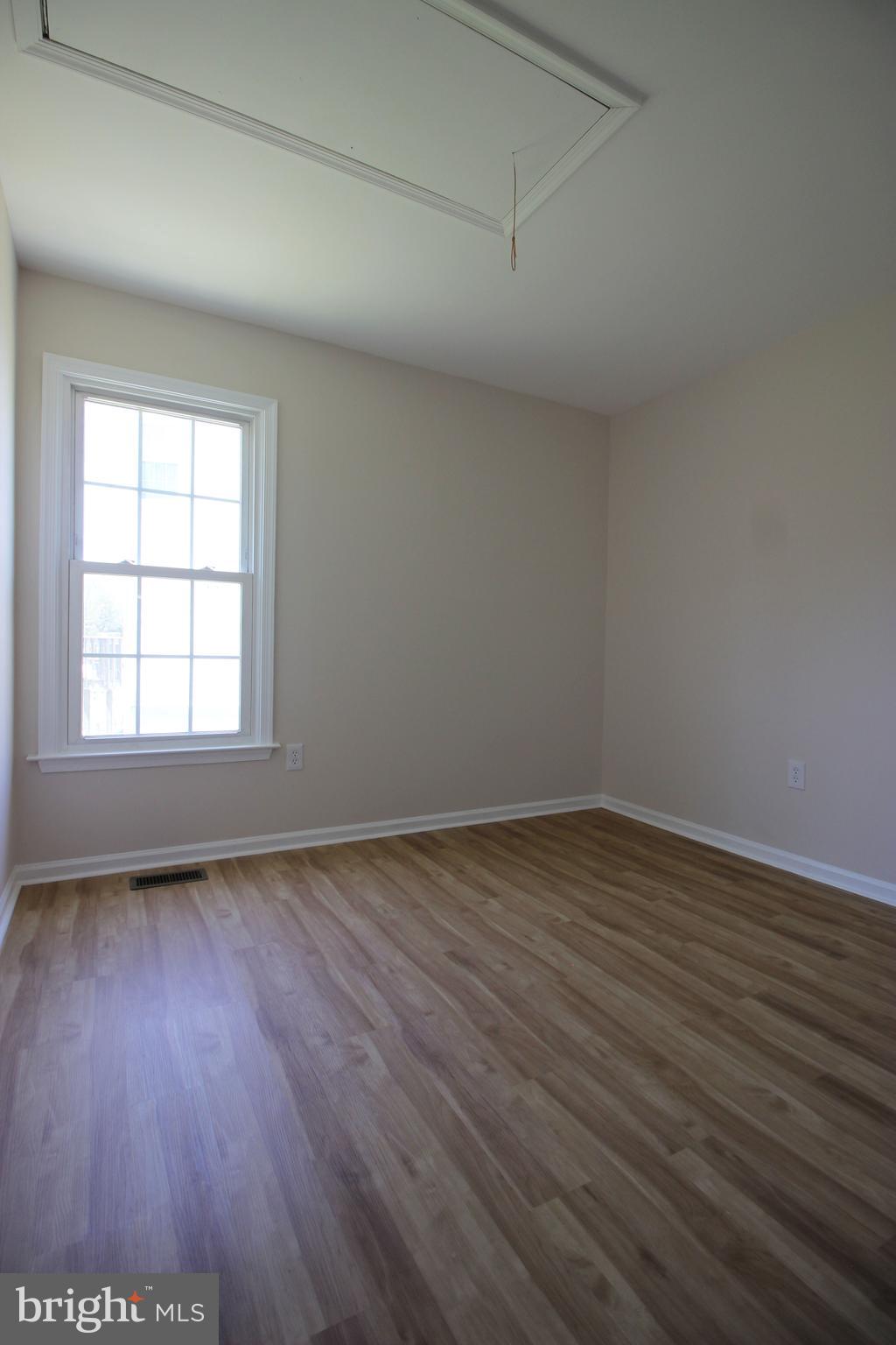 POTOMAC RIDGE - Residential