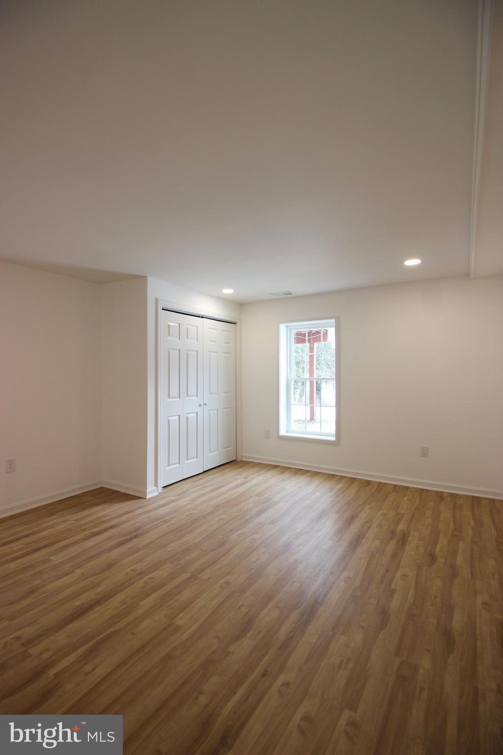 POTOMAC RIDGE - Residential