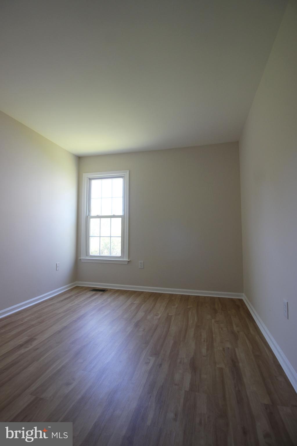 POTOMAC RIDGE - Residential