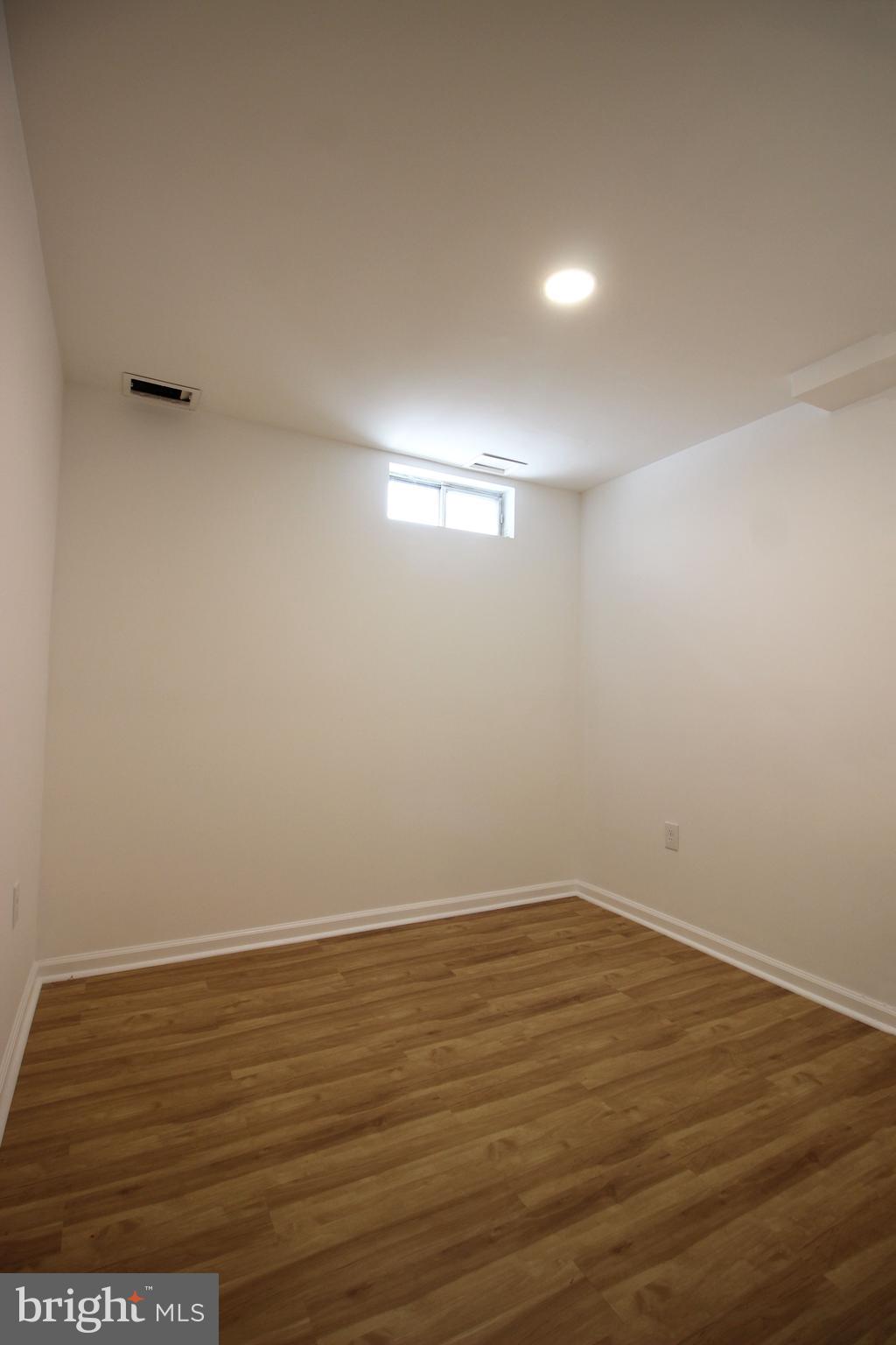 POTOMAC RIDGE - Residential