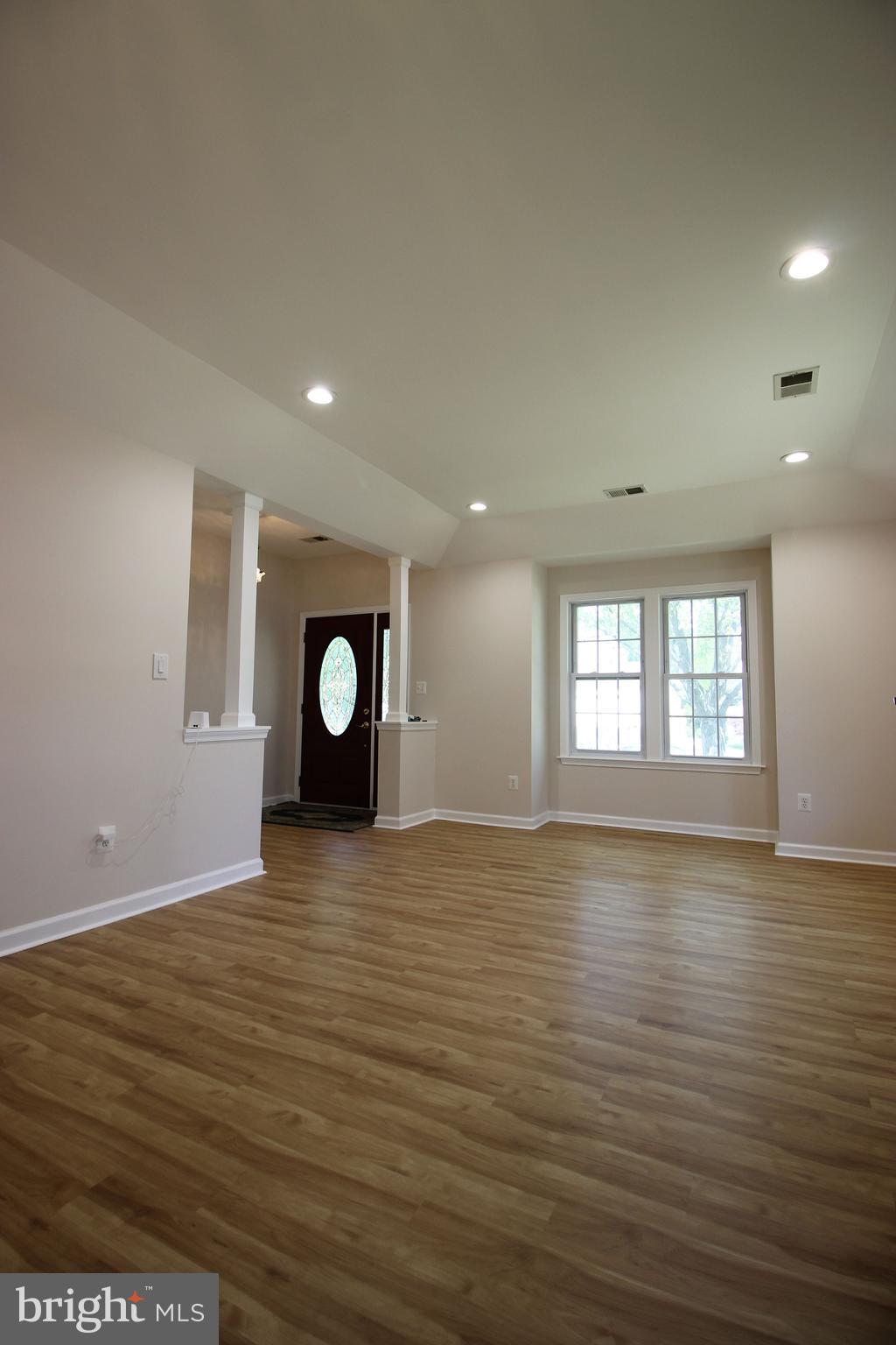 POTOMAC RIDGE - Residential