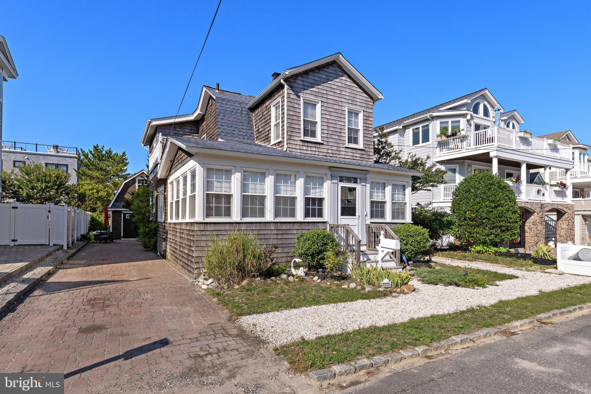 16 N 9TH STREET
