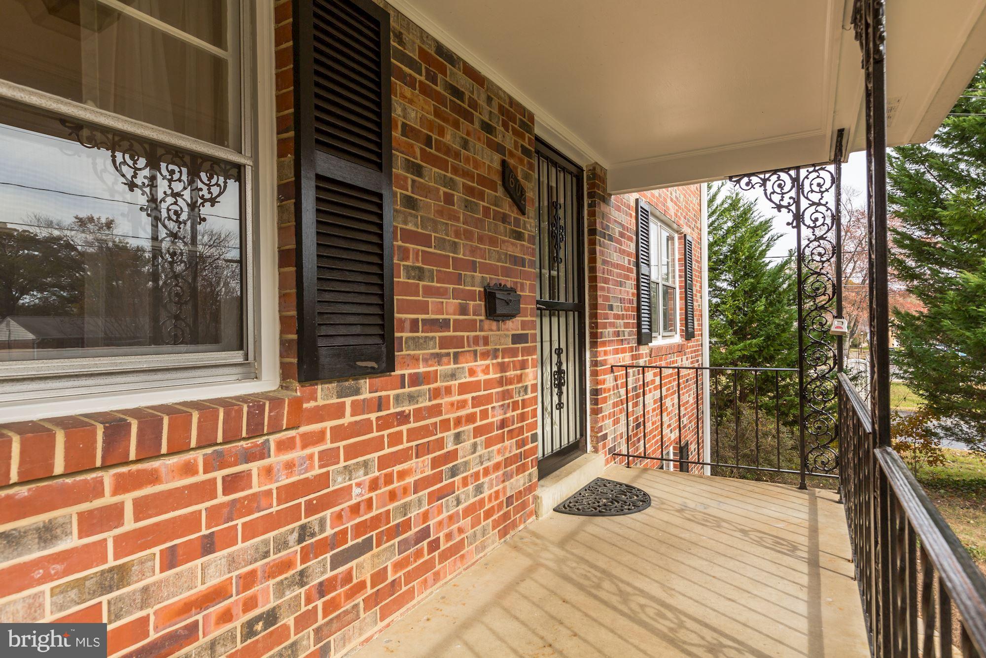 SUGARLAND HEIGHTS - Residential