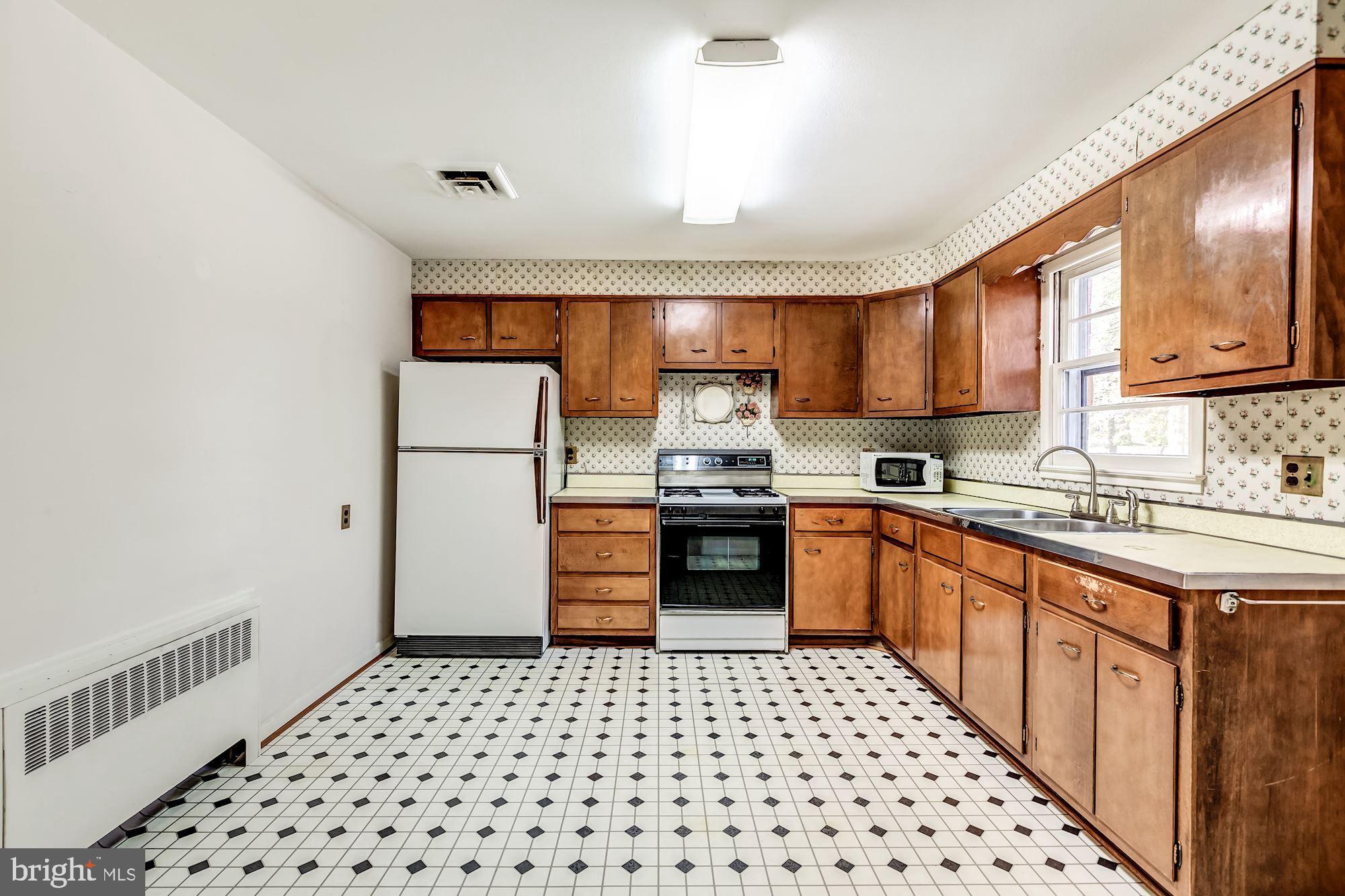 SUGARLAND HEIGHTS - Residential