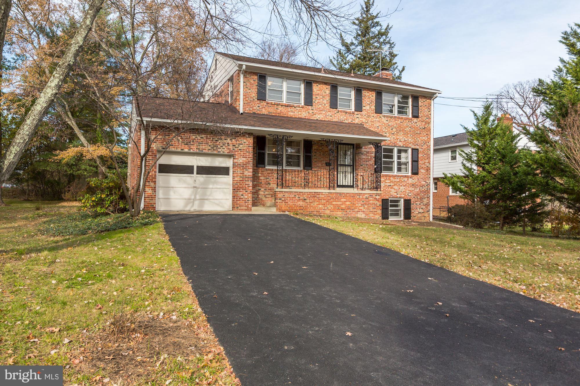 SUGARLAND HEIGHTS - Residential