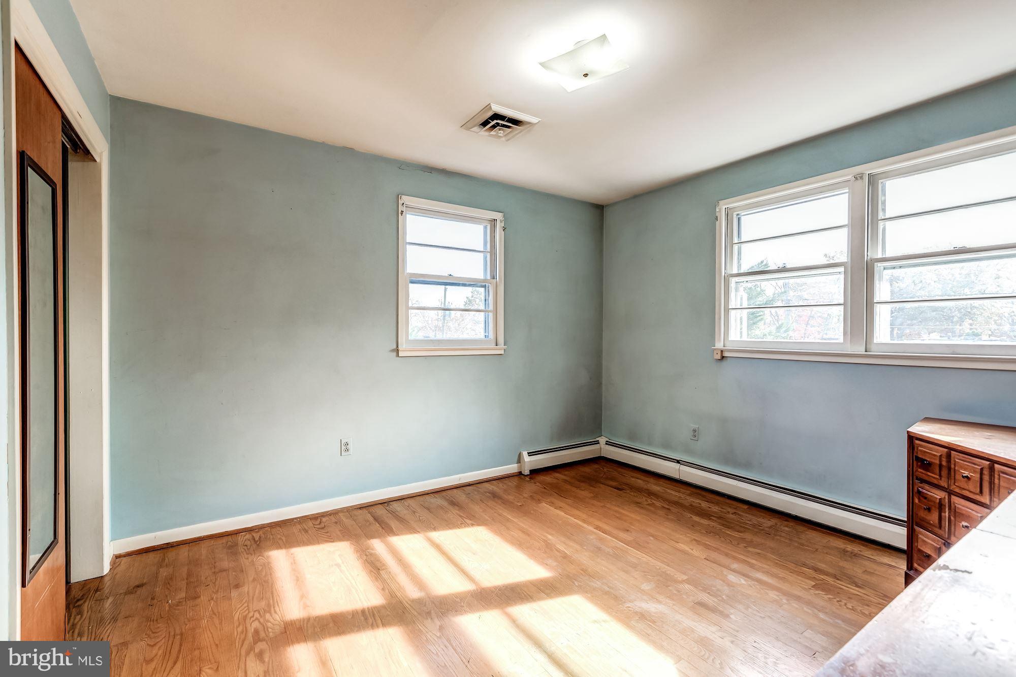 SUGARLAND HEIGHTS - Residential