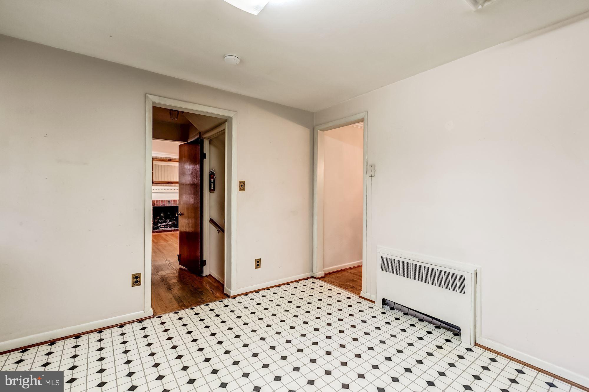 SUGARLAND HEIGHTS - Residential