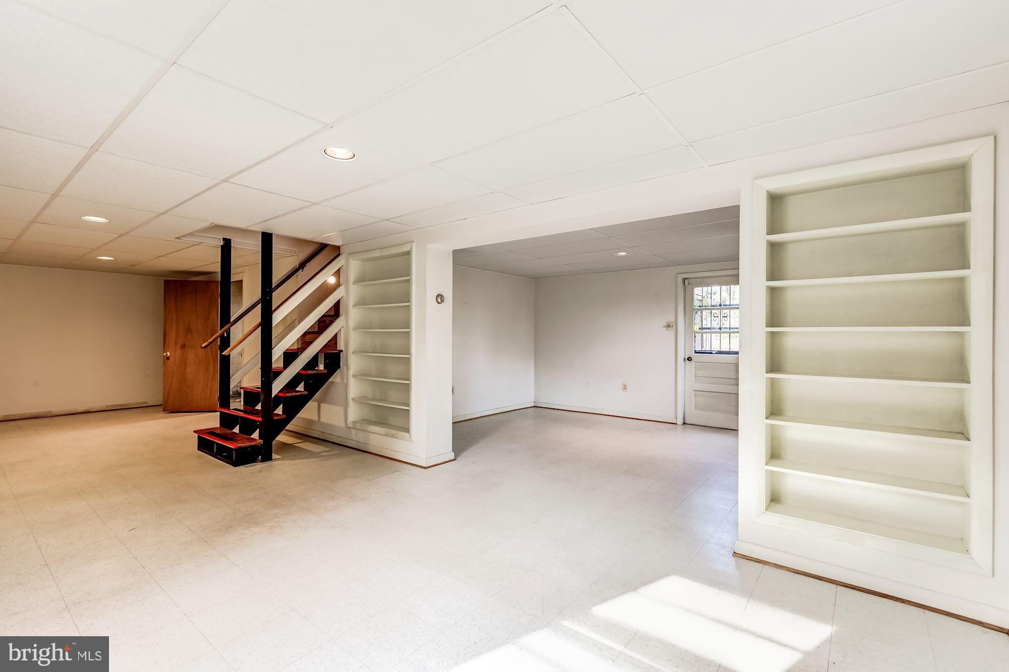 SUGARLAND HEIGHTS - Residential