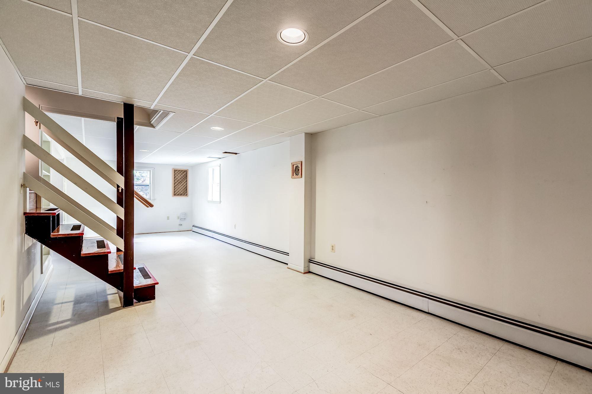 SUGARLAND HEIGHTS - Residential