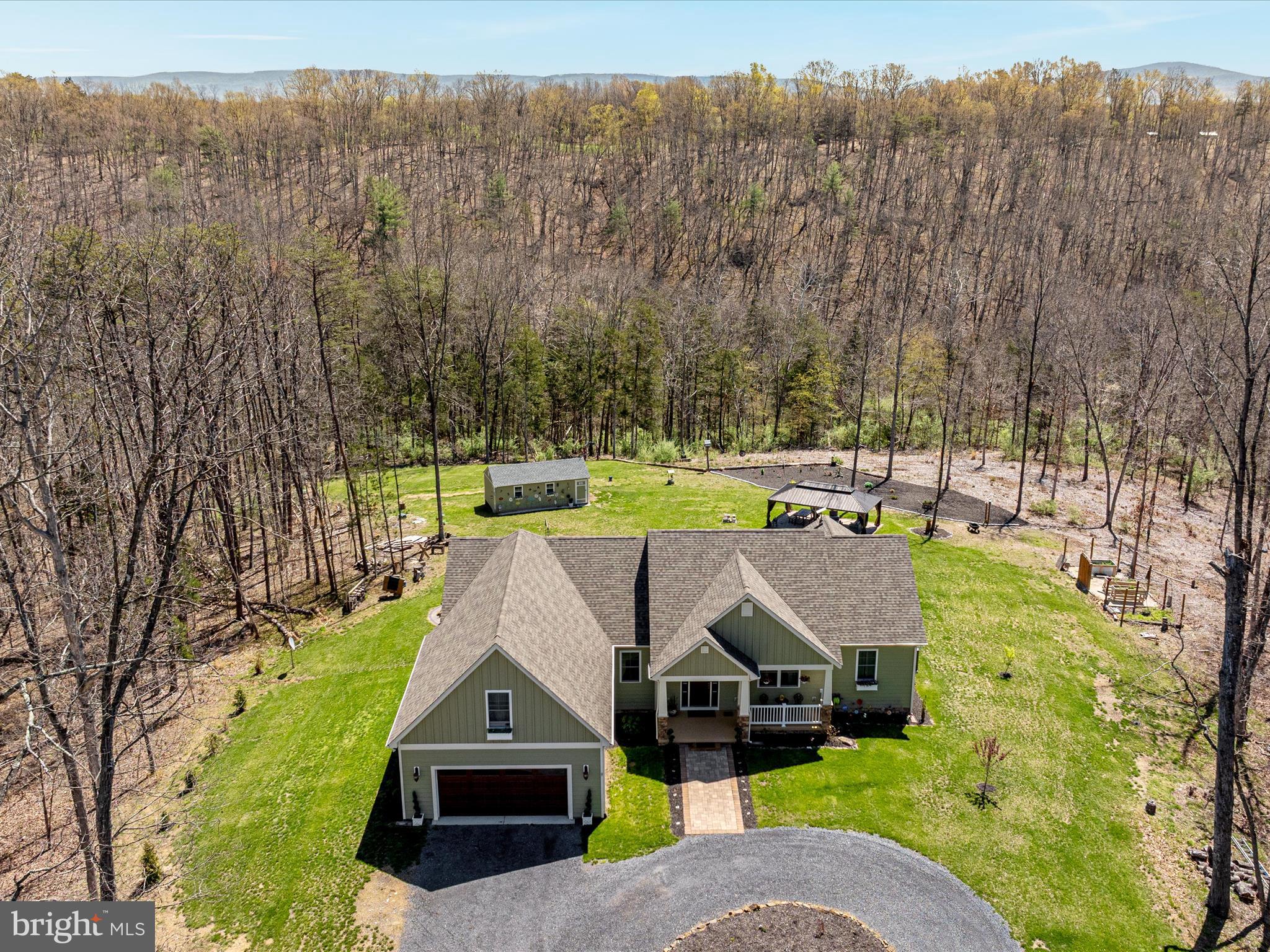 WOODLAND SPRINGS - Residential