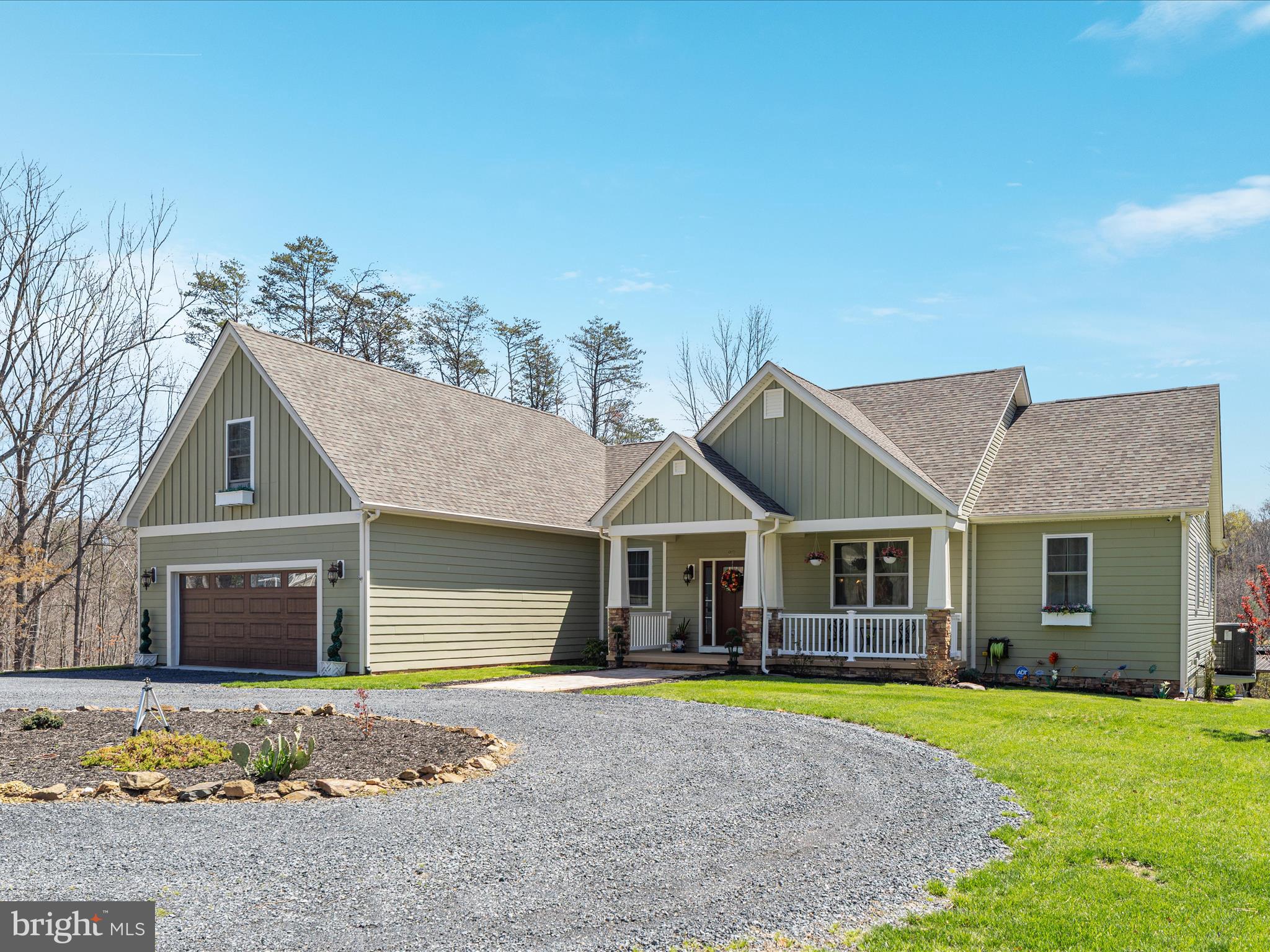 WOODLAND SPRINGS - Residential