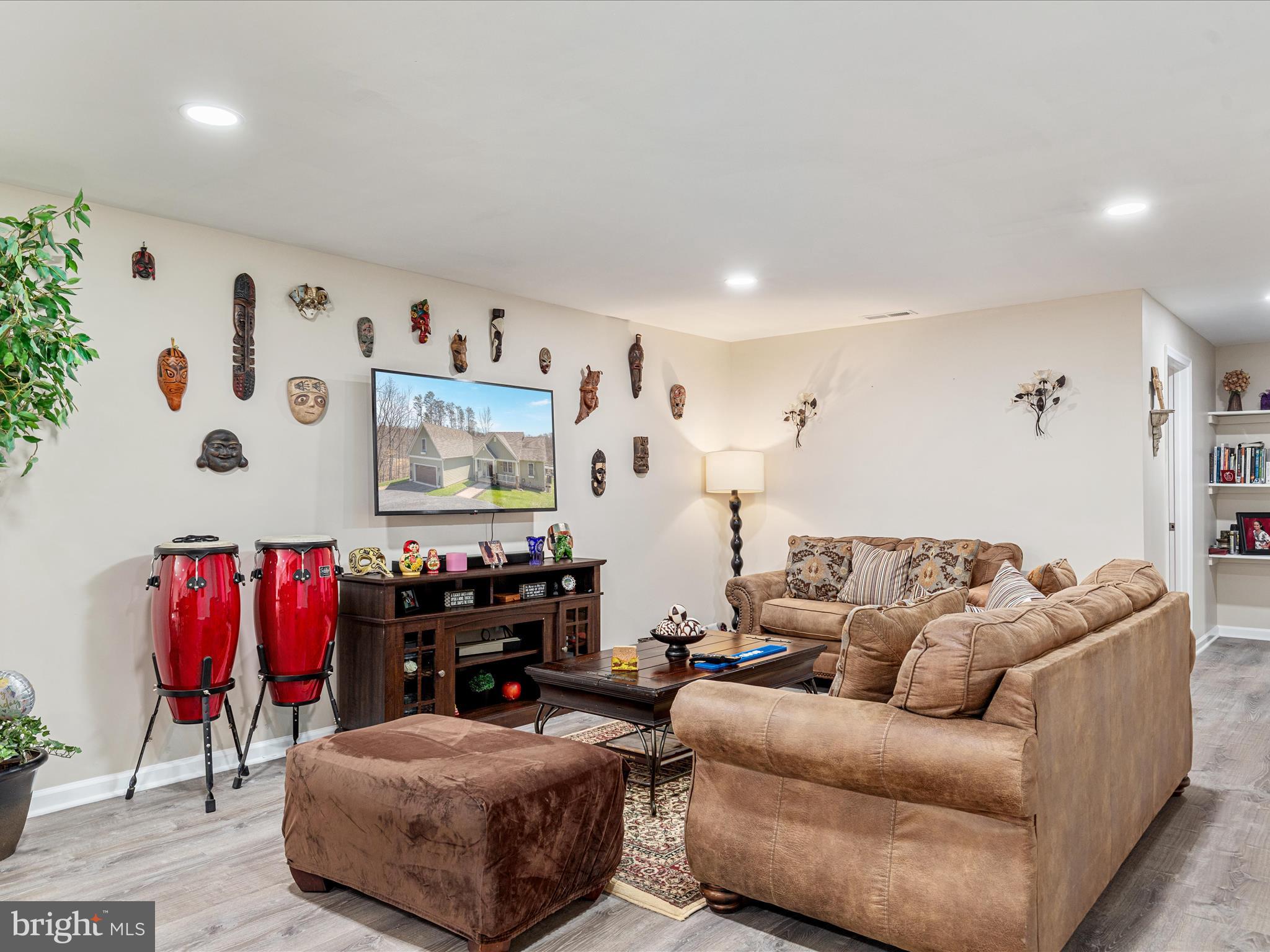 WOODLAND SPRINGS - Residential