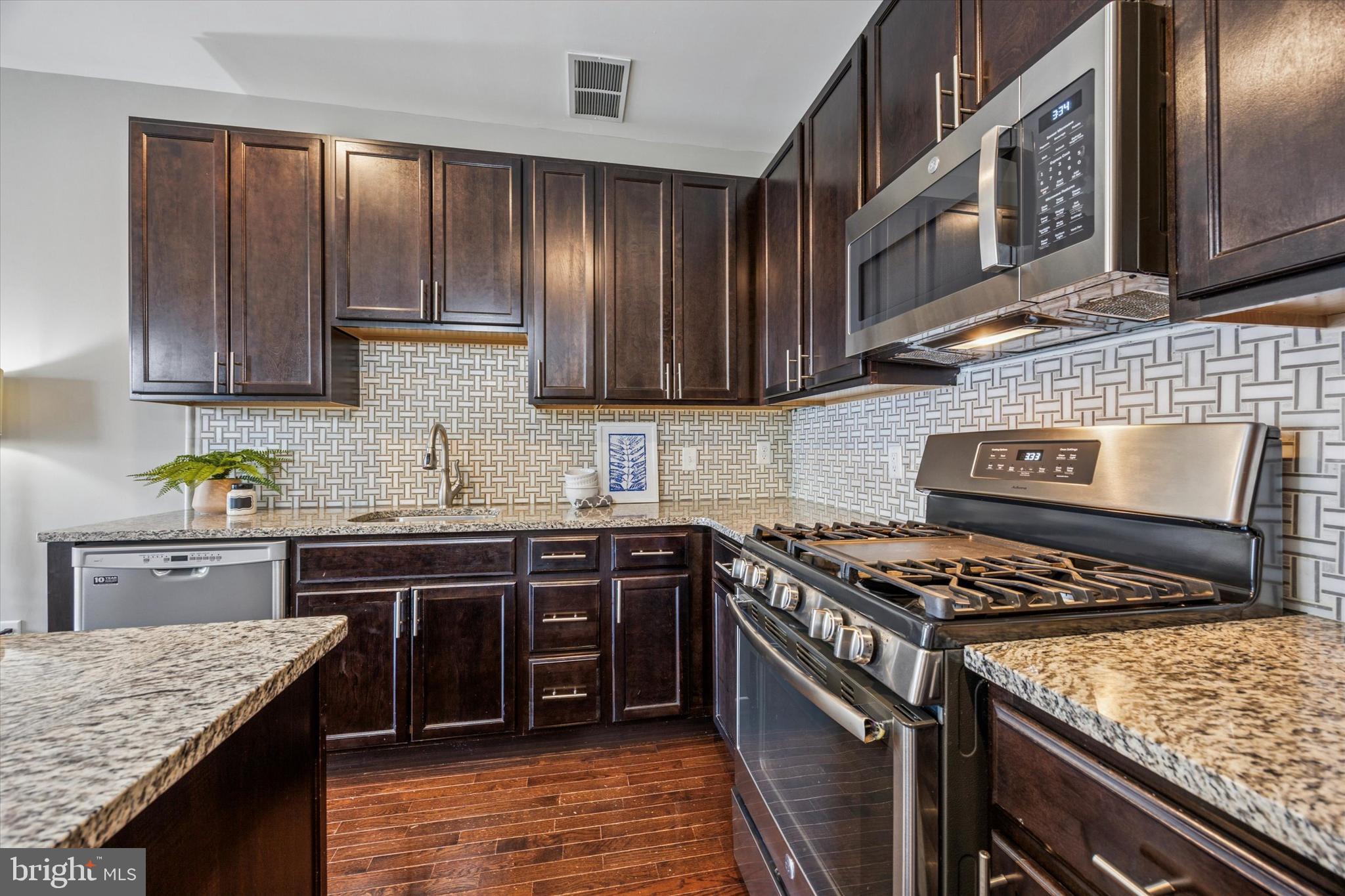 UNION STATION AT WC - Residential