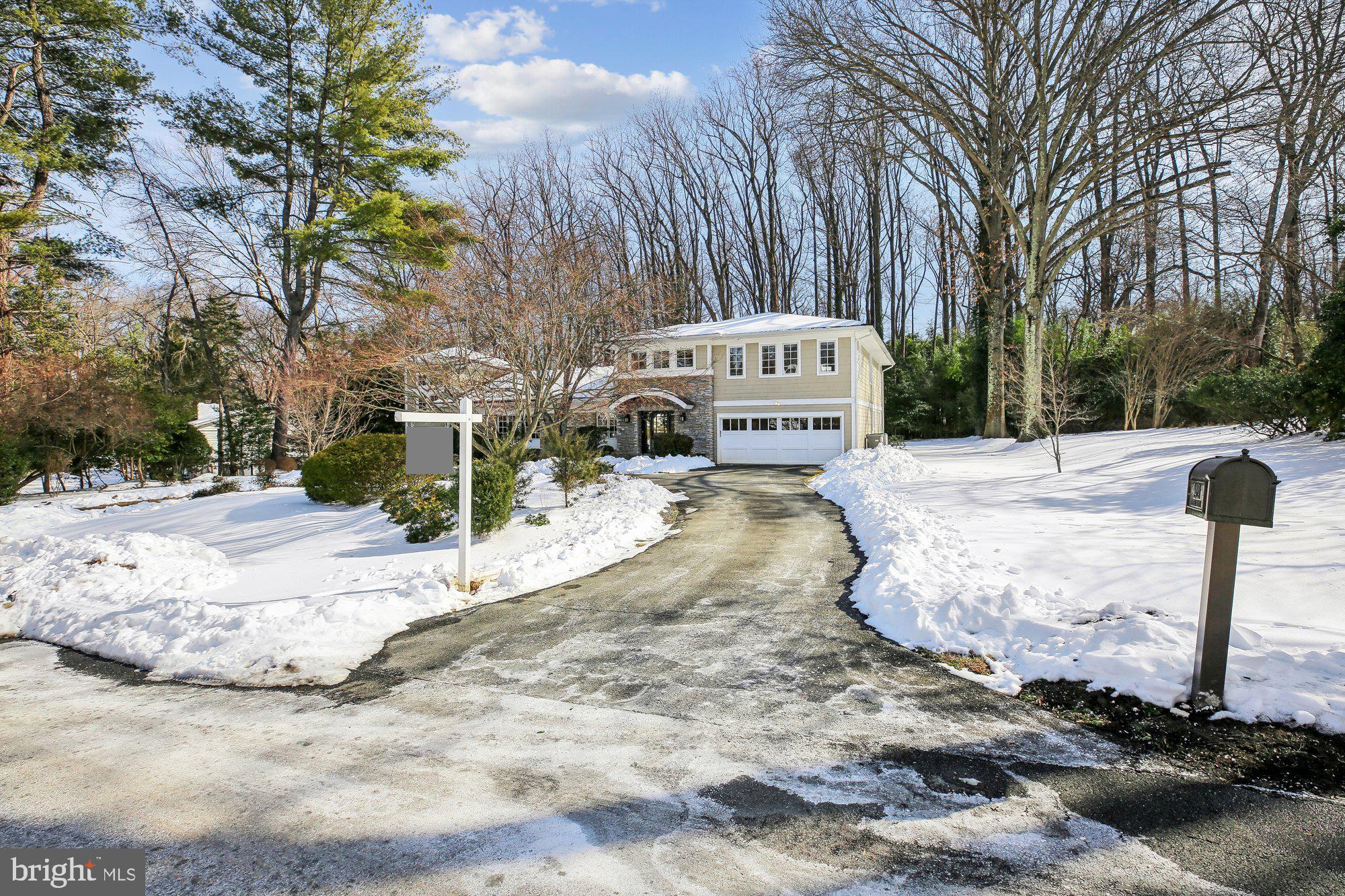 WILLIAMSBURG GARDENS - Residential