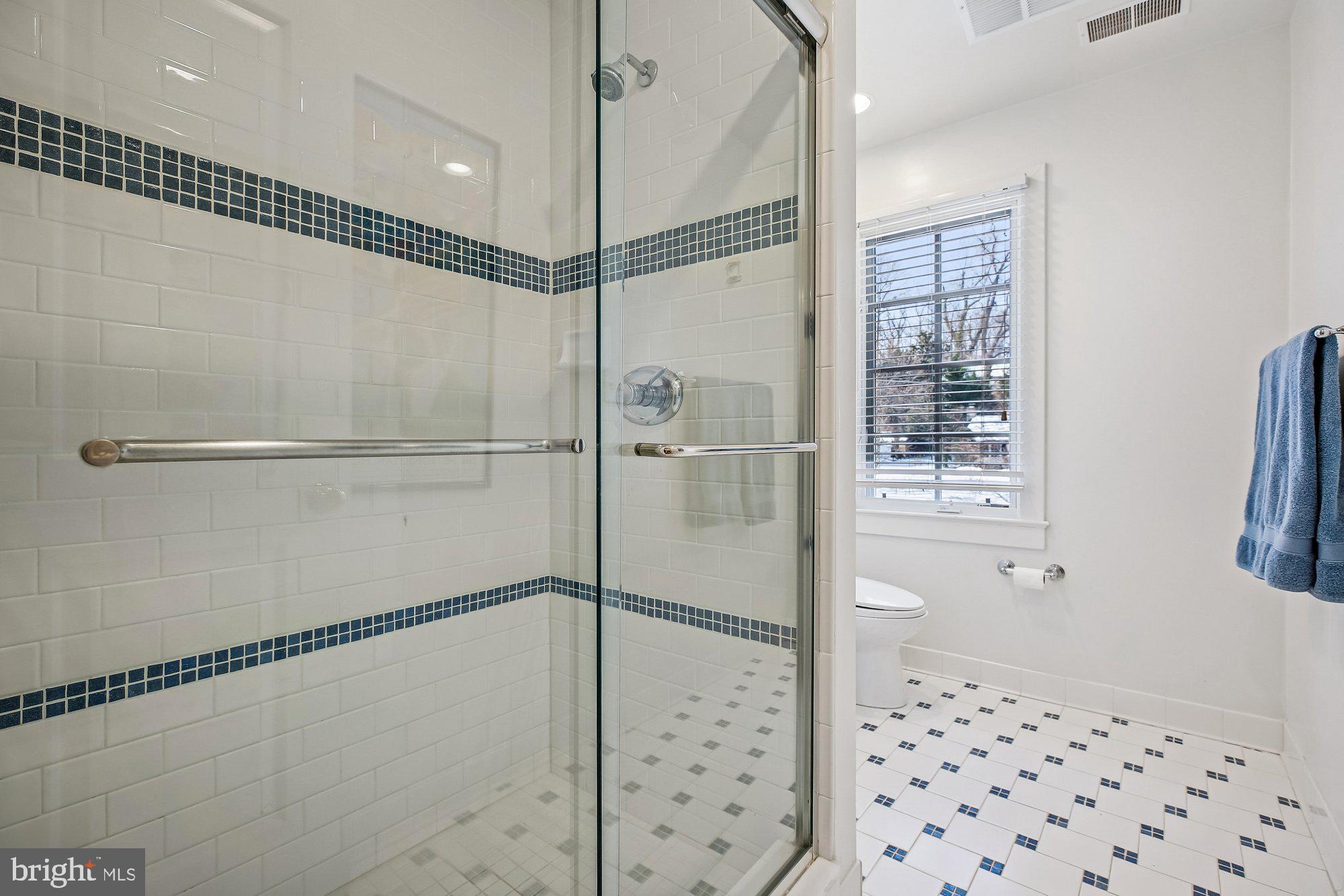 WILLIAMSBURG GARDENS - Residential