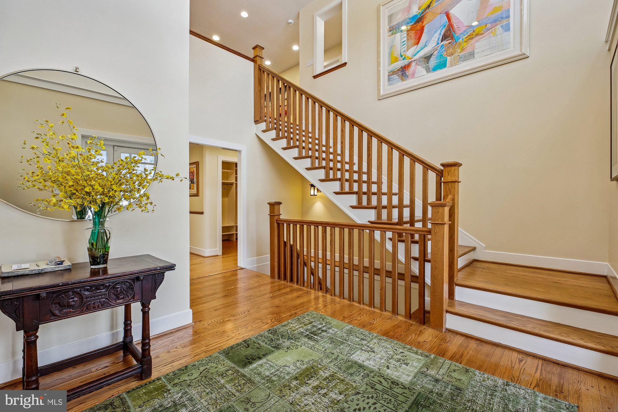 WILLIAMSBURG GARDENS - Residential