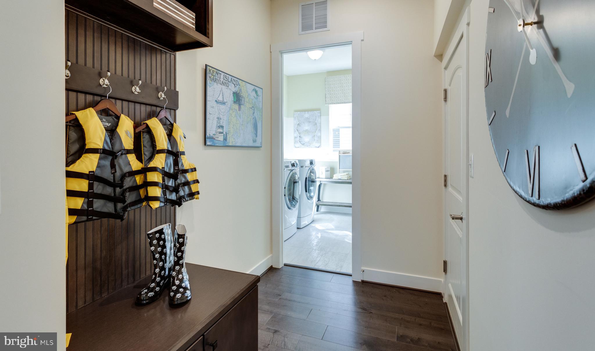 FOUR SEASONS AT KENT ISLAND - Residential