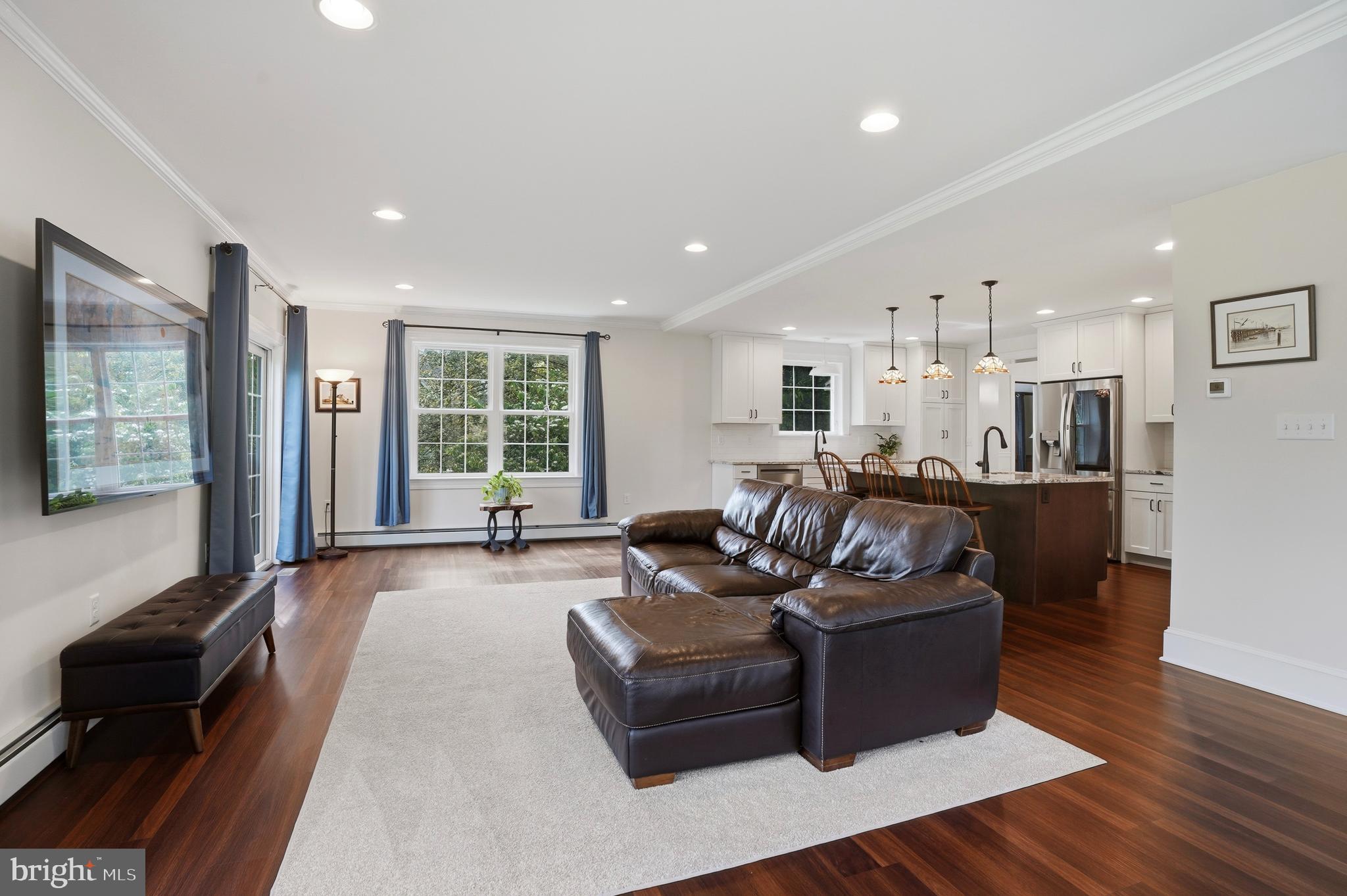 SOUTH WAYNE - Residential