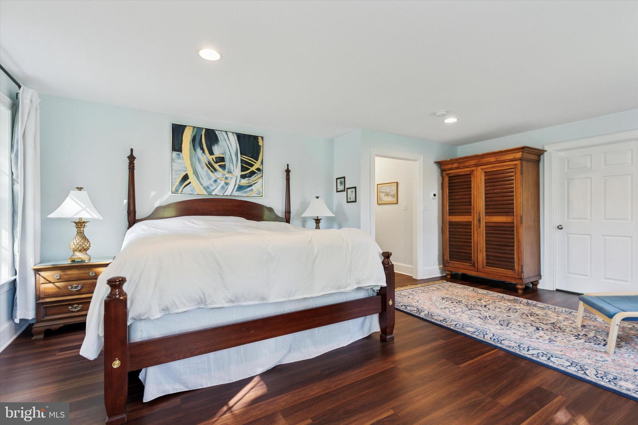 SOUTH WAYNE - Residential