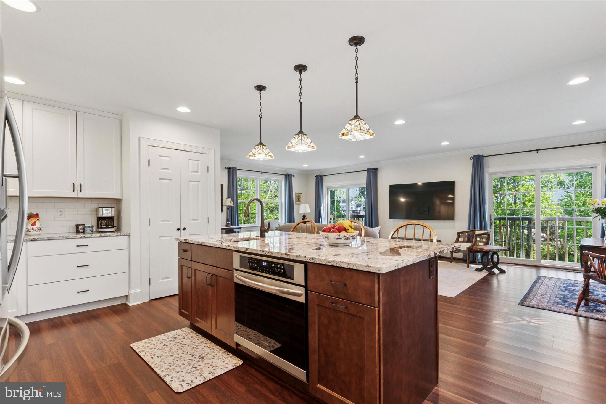 SOUTH WAYNE - Residential