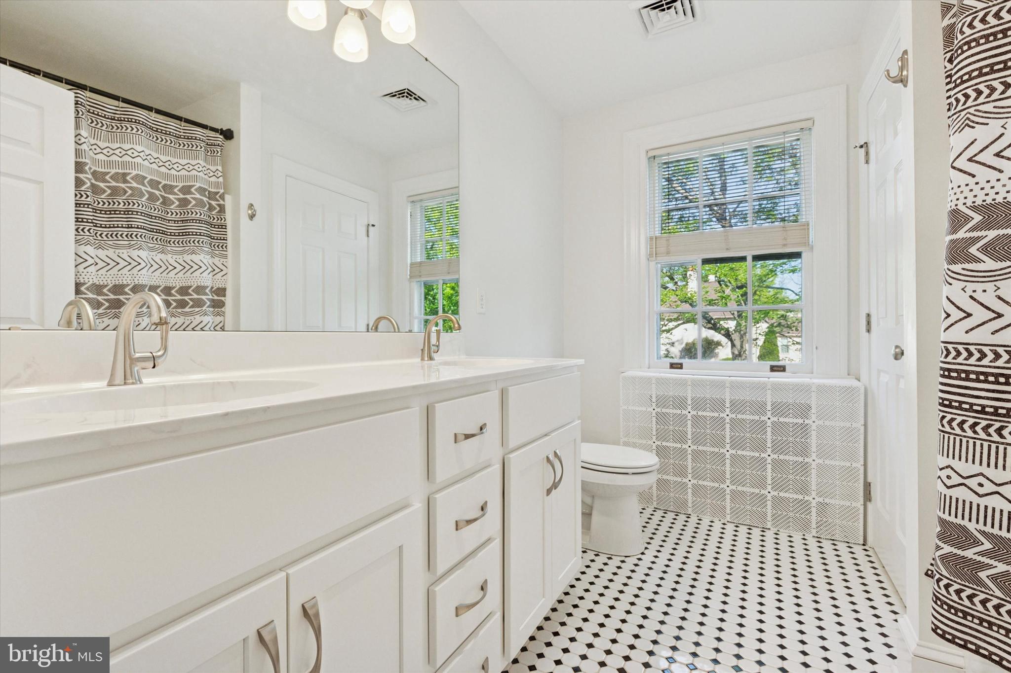 SOUTH WAYNE - Residential