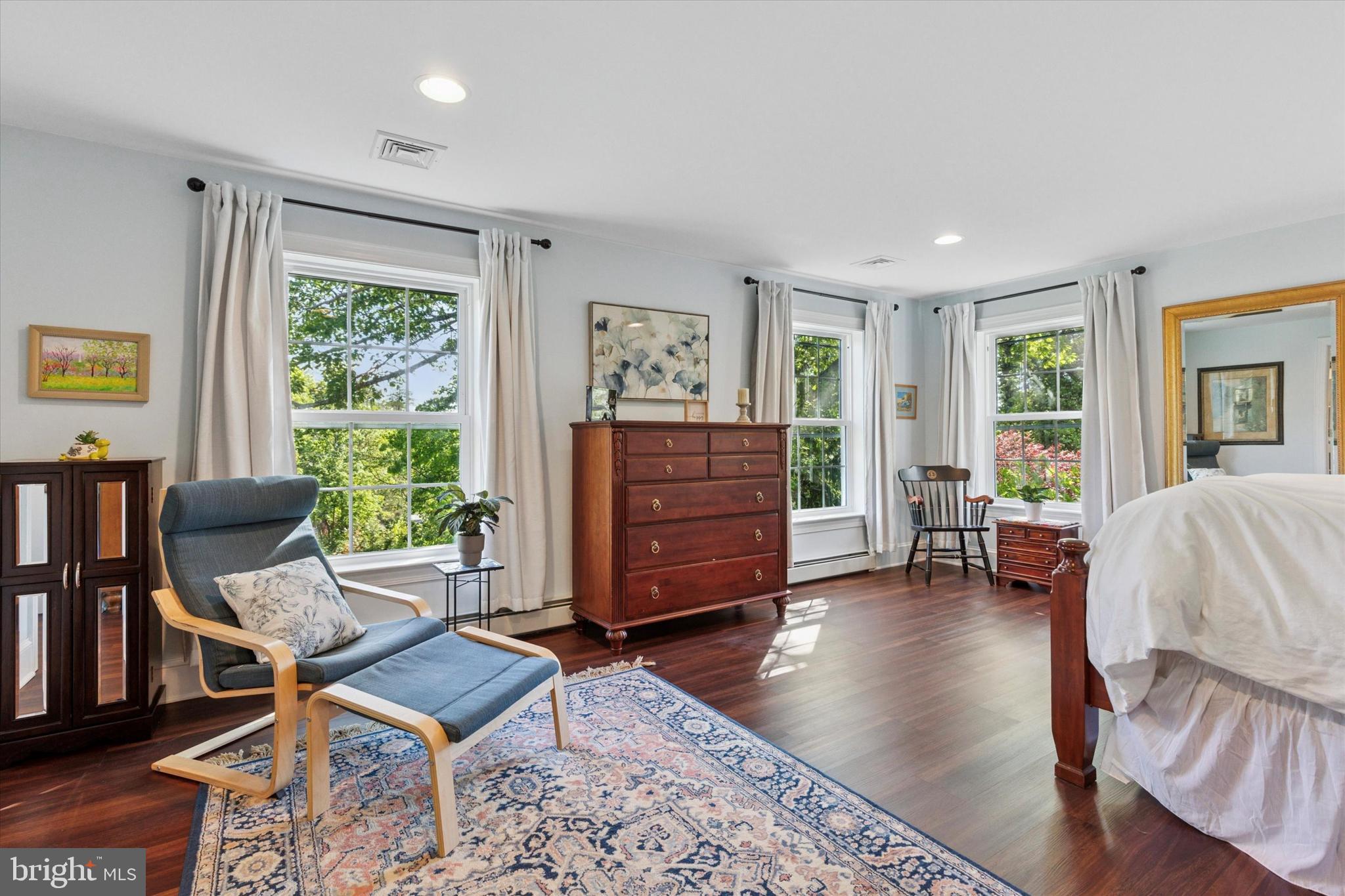 SOUTH WAYNE - Residential