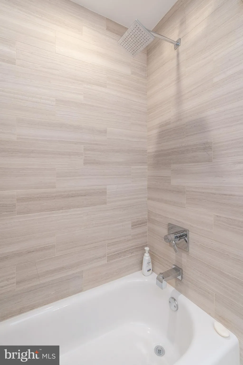 Philadelphia, Pennsylvania 19123, United States, 4 Bedrooms Bedrooms, ,3 BathroomsBathrooms,Residential,Active,149365