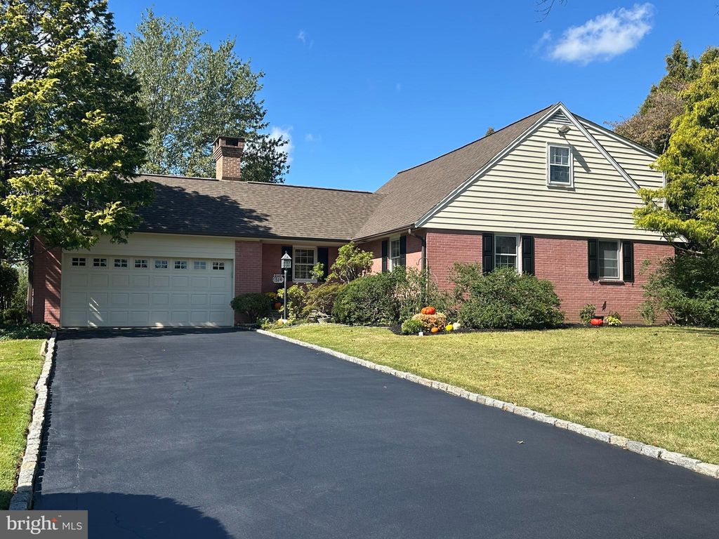 Photo of 514 Madison Avenue, FORT WASHINGTON, PA 19034 (MLS # PAMC2155802)