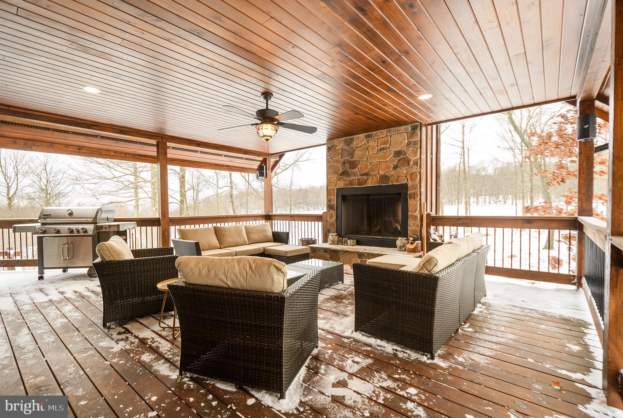 LAGO VISTA - Residential