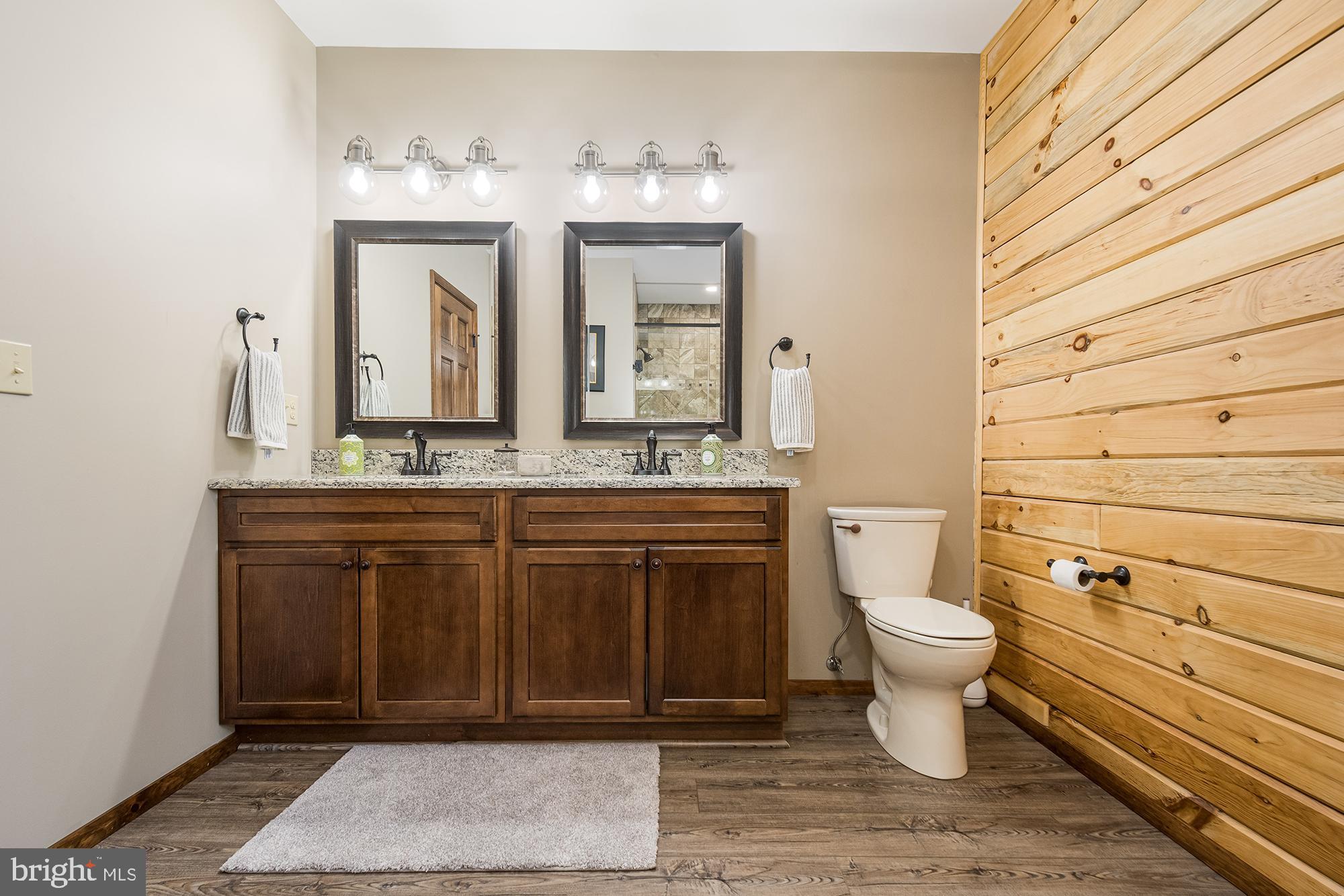 LAGO VISTA - Residential